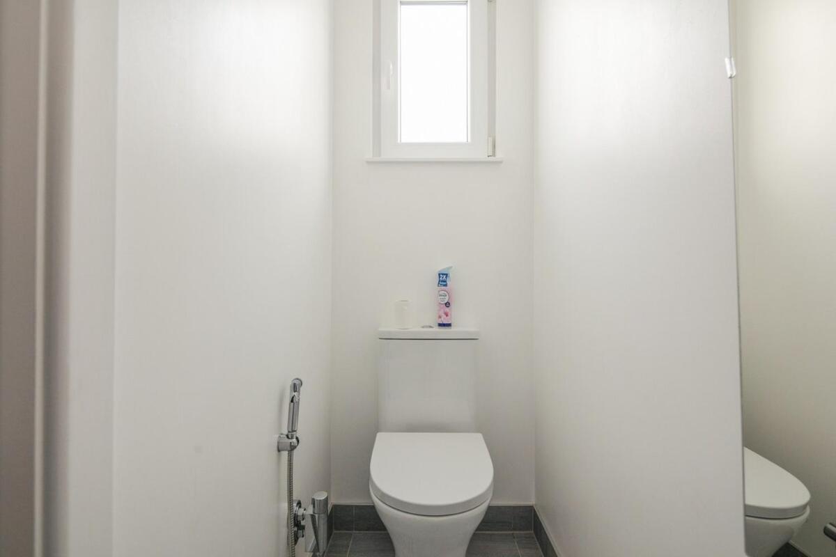 Apartment Spacious 3 Bedroom With Ps5 And Pool Table Near O2 Arena Canary Wharf And Elizabeth Line To *