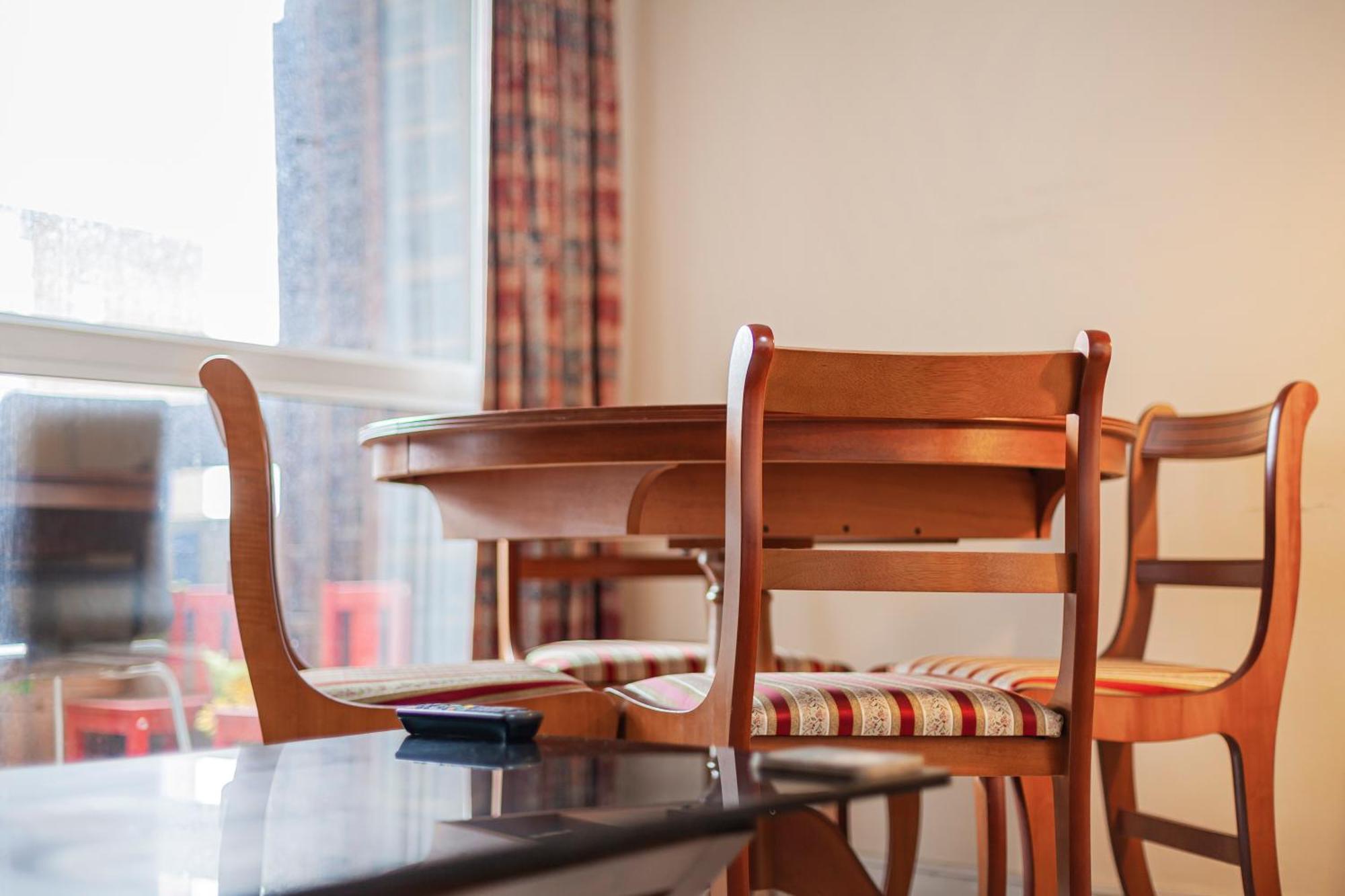 Apartment Elegant 1br Flat With Balcony & View, Walworth *