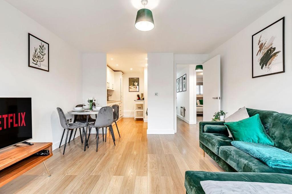 Stylish With Free Parking And Canal Views Londres