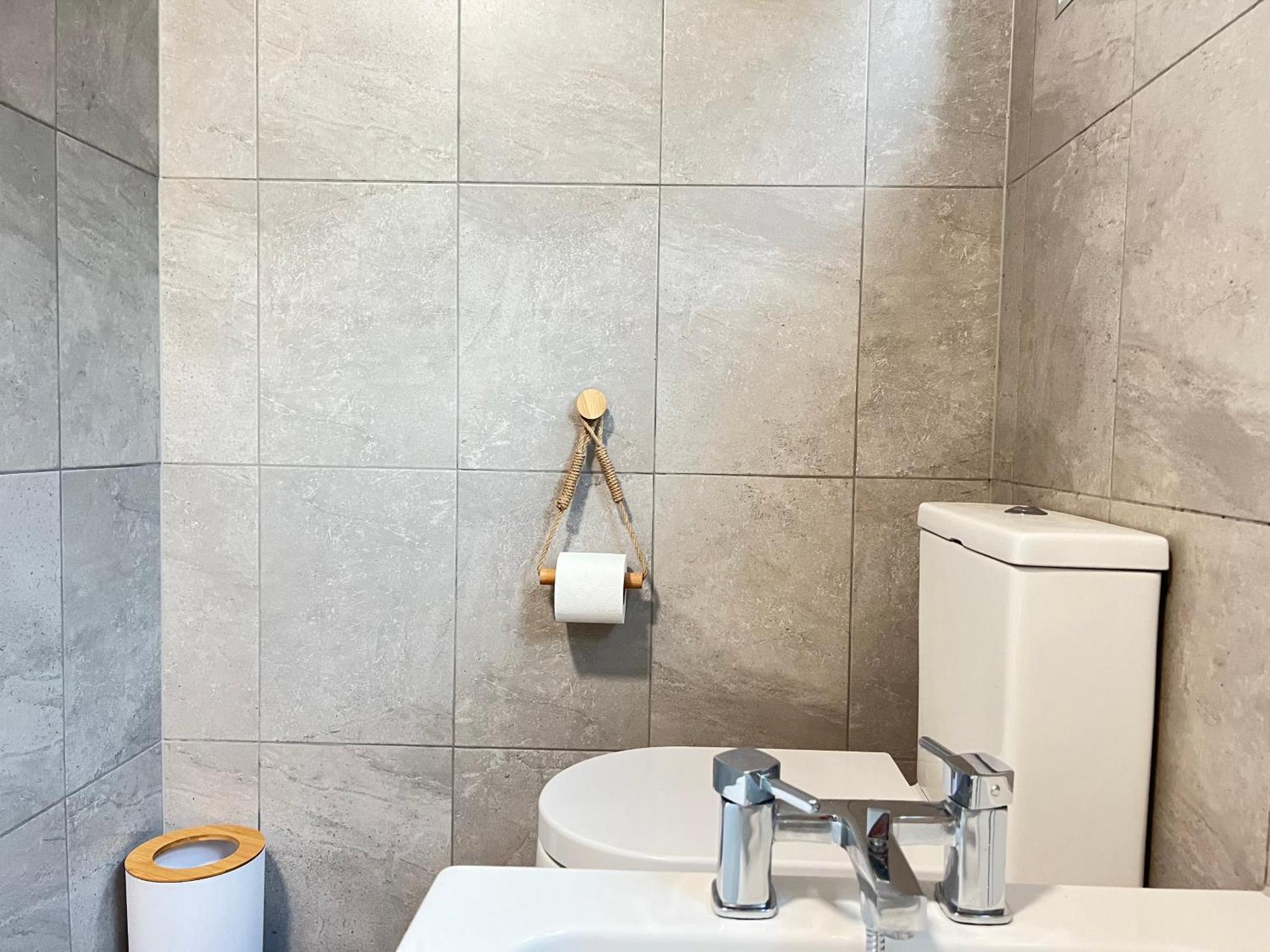 Cosy & Stylish - Boho 2 Bed Flat With Garden London