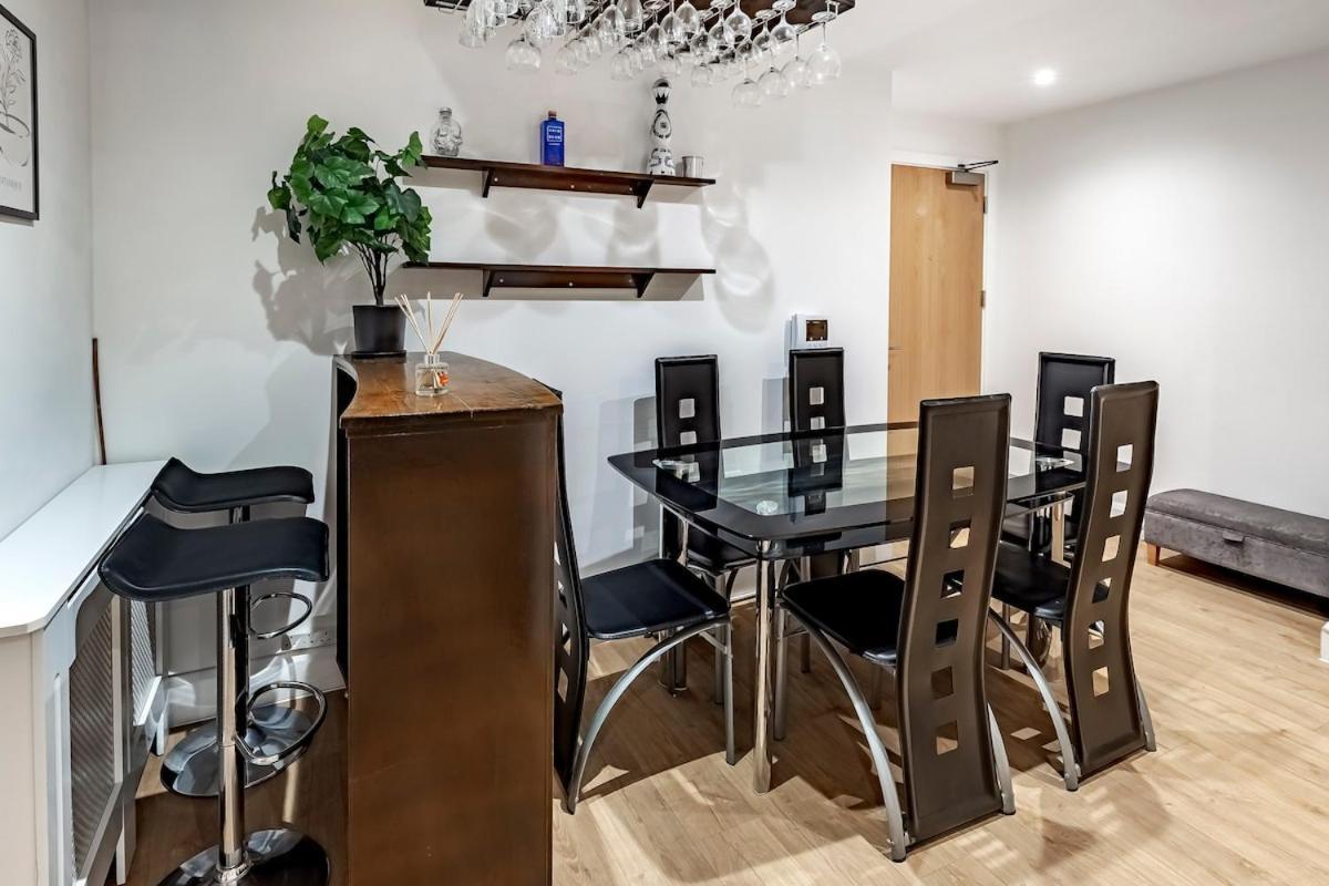 Cozy 2 Bedrooms, Devons Rd Dlr Apartment London