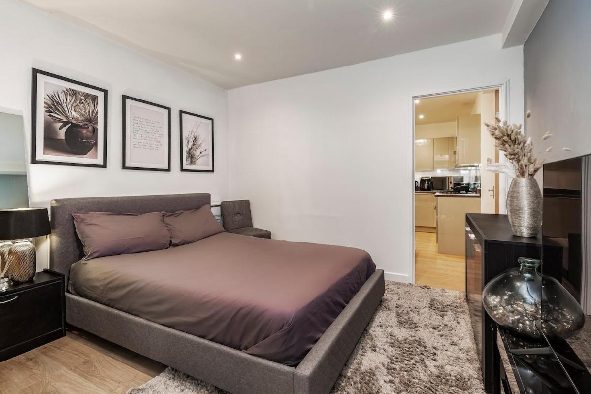 Cozy 2 Bedrooms, Devons Rd Dlr London