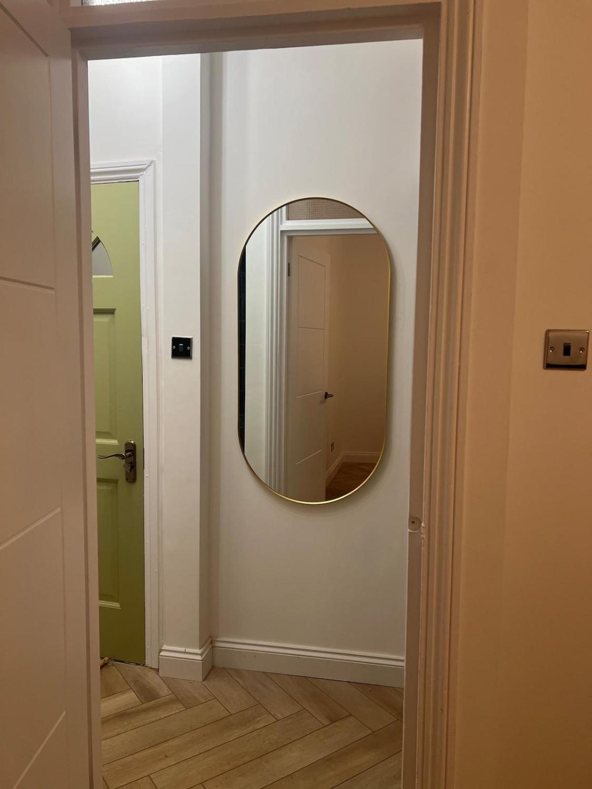 Cosy One Bedroom Flat In Newcross London