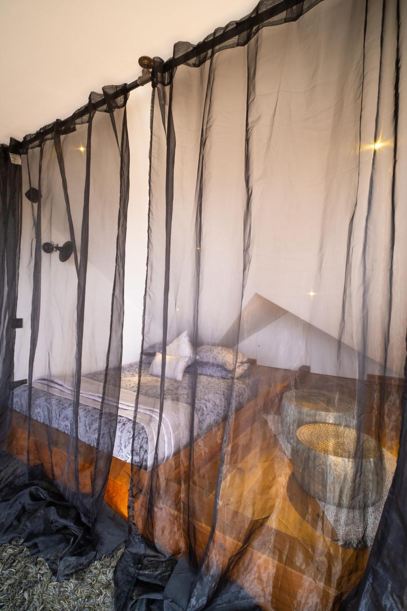 Villa The Ridge - Luxury Designer With Hot Tub And Sauna, Bexley Borough Of