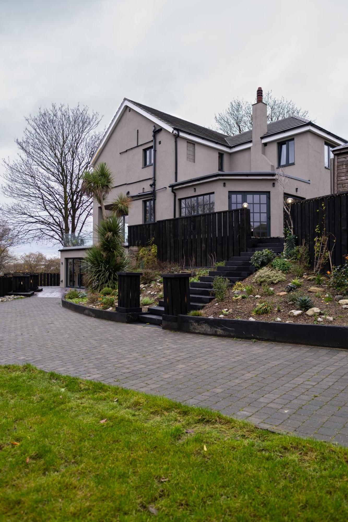 The Ridge - Luxury Designer With Hot Tub And Sauna, Bexley Borough Of Villa *