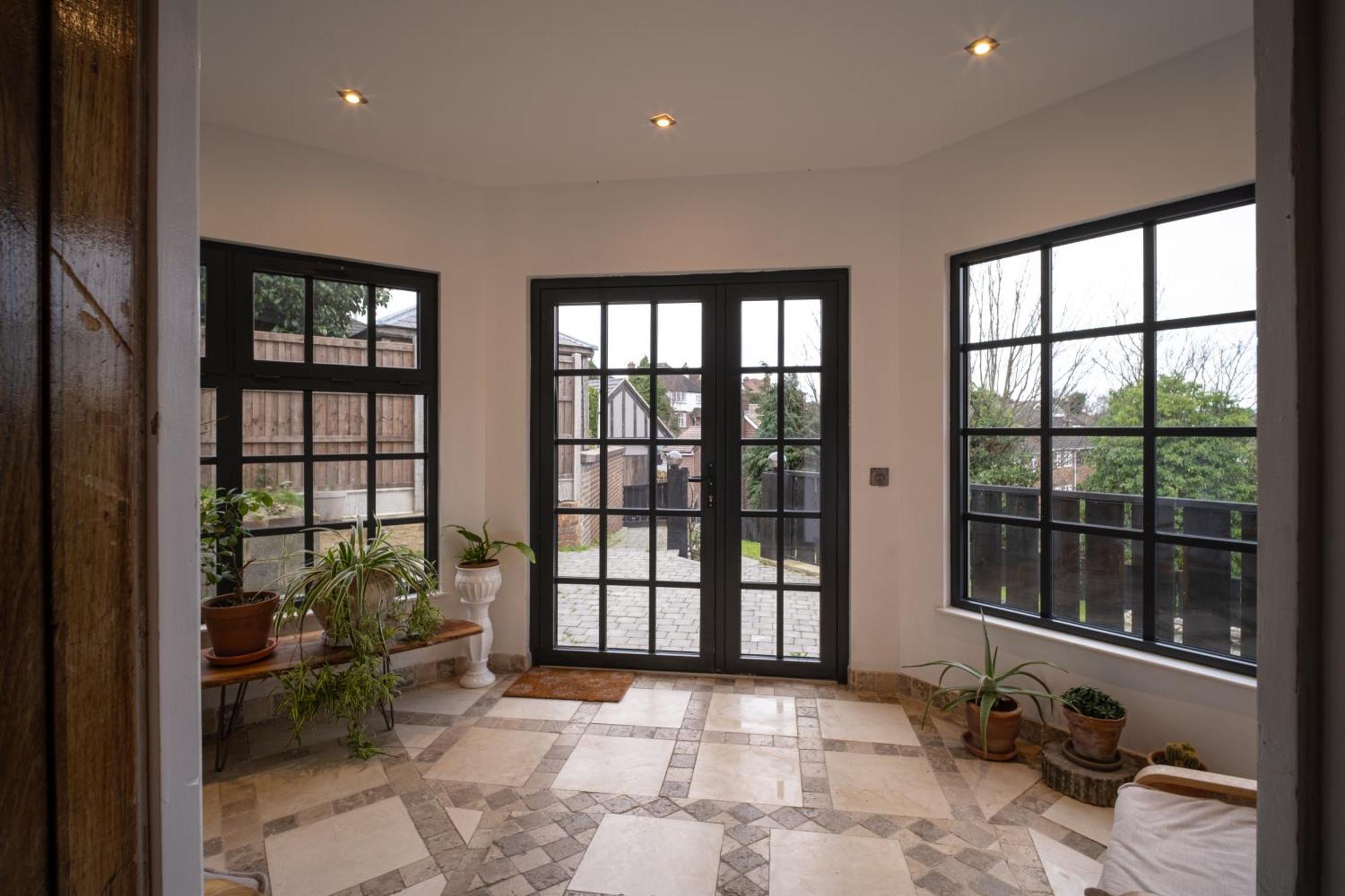 The Ridge - Luxury Designer With Hot Tub And Sauna, Bexley Borough Of London