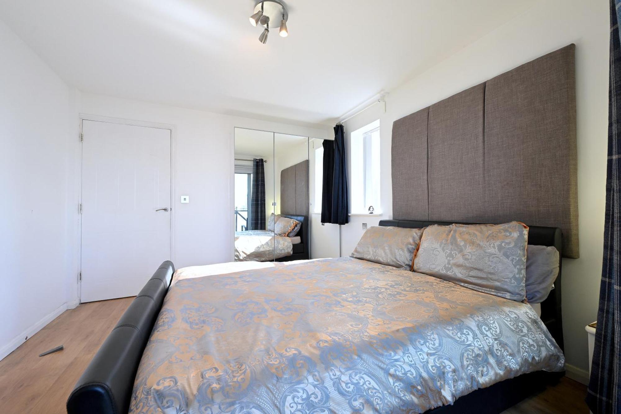 Unique 2-bedroom With River Views! Londres