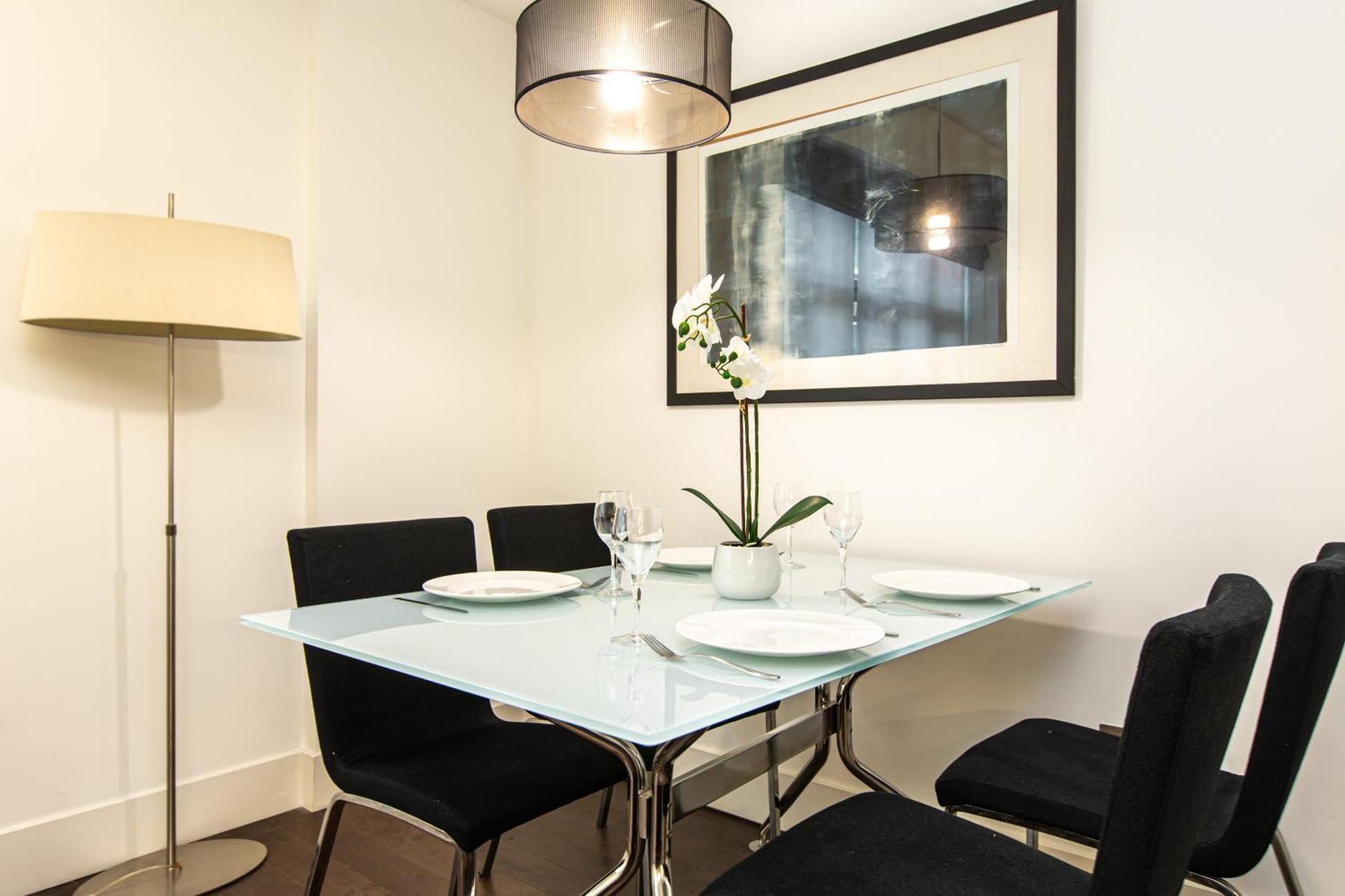 Contemporary 1br Near Monument St! Apartment