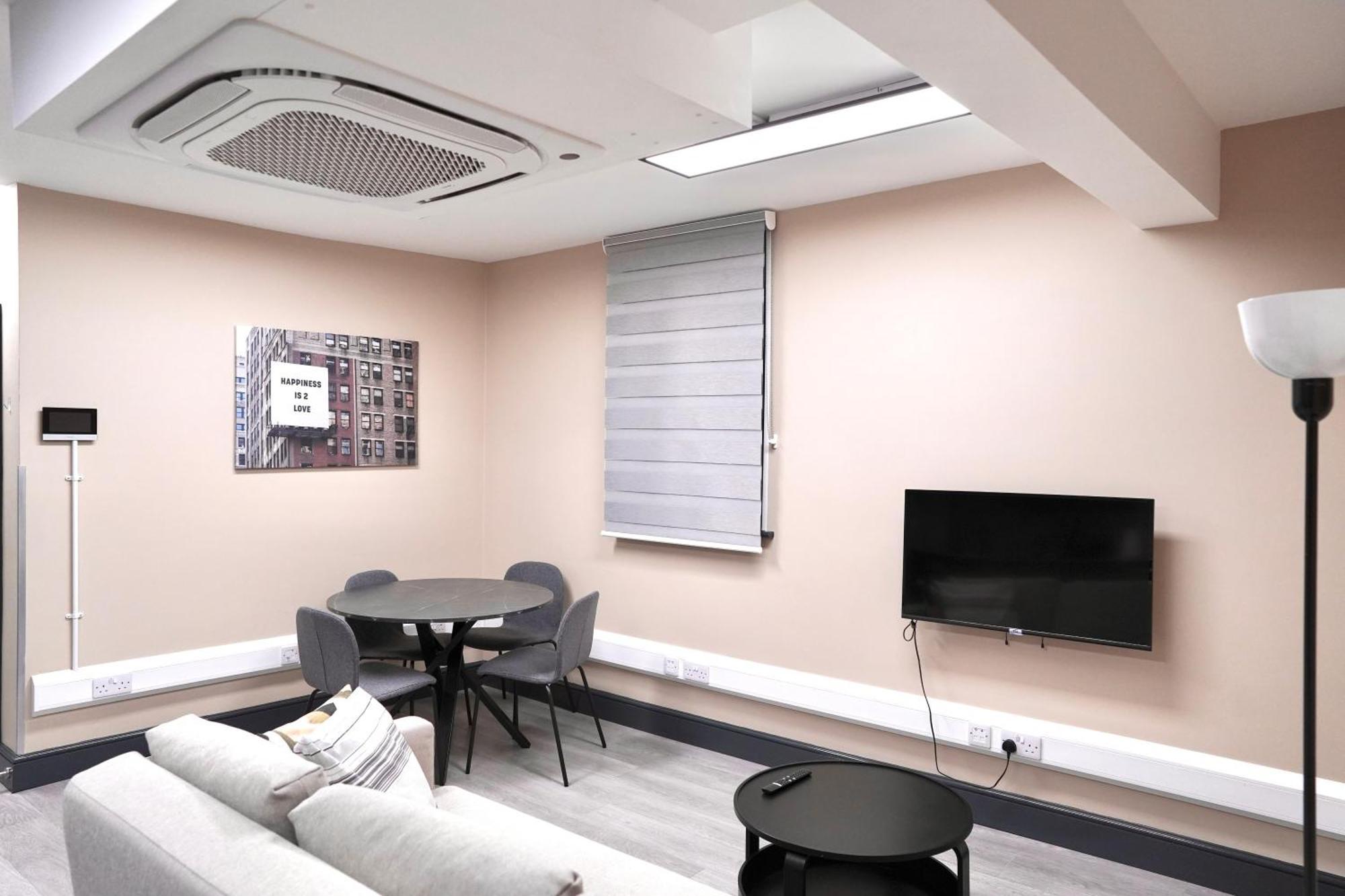 Apartment Charming 1br Flats In The Heart Of Of