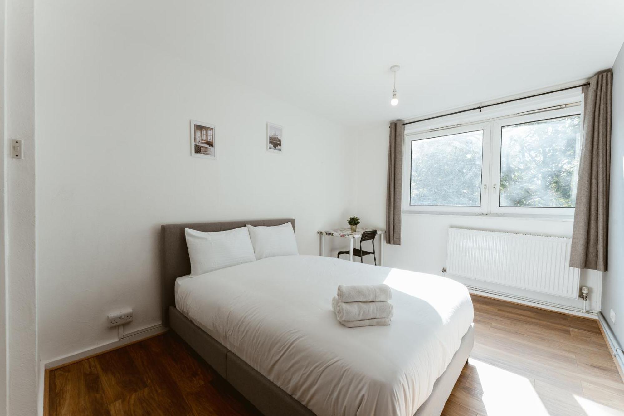 Shadwell Double - 13 Guest house *