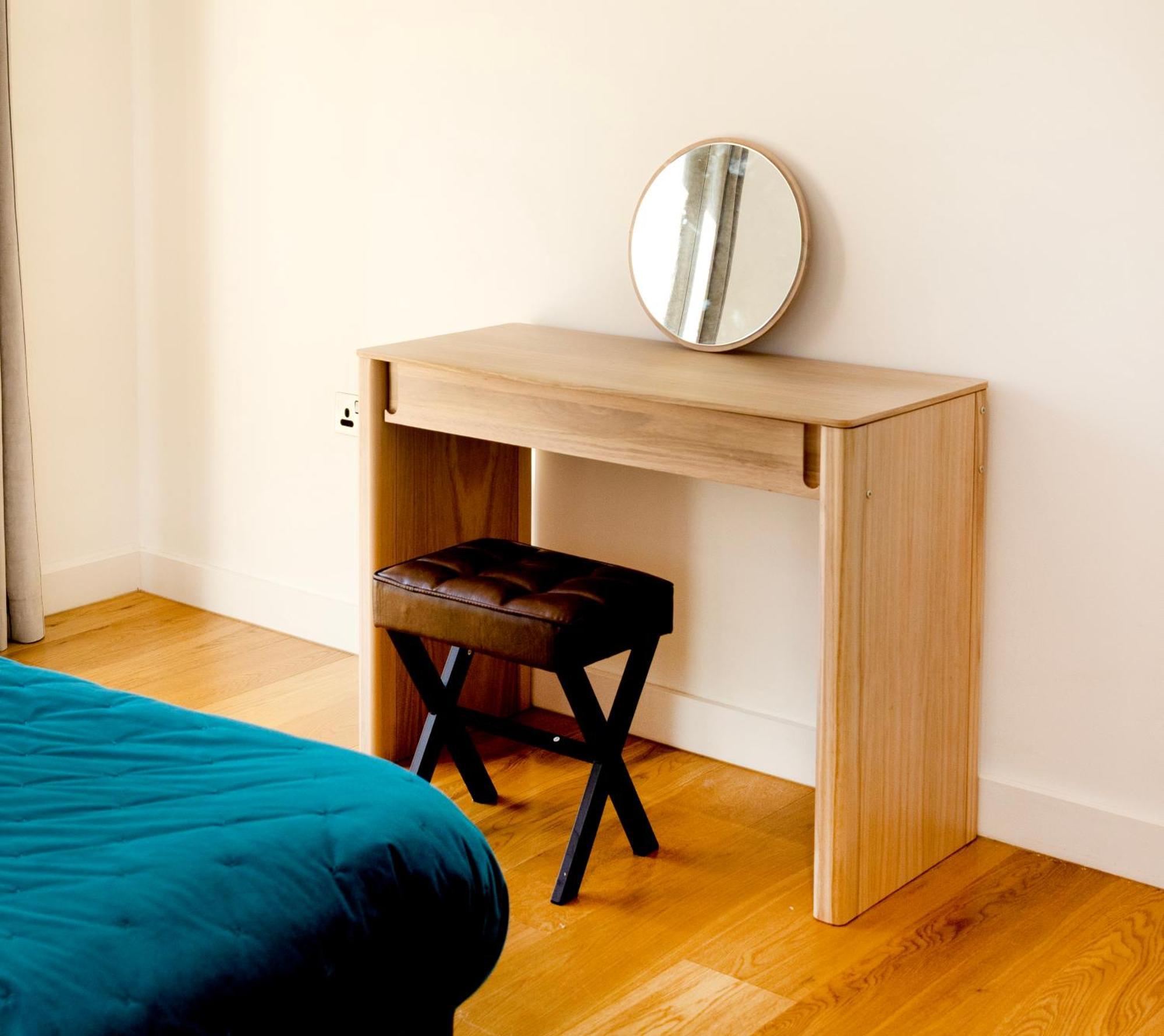 Peninsula Life- Stylish Greenwich 1bed Flat Apartment
