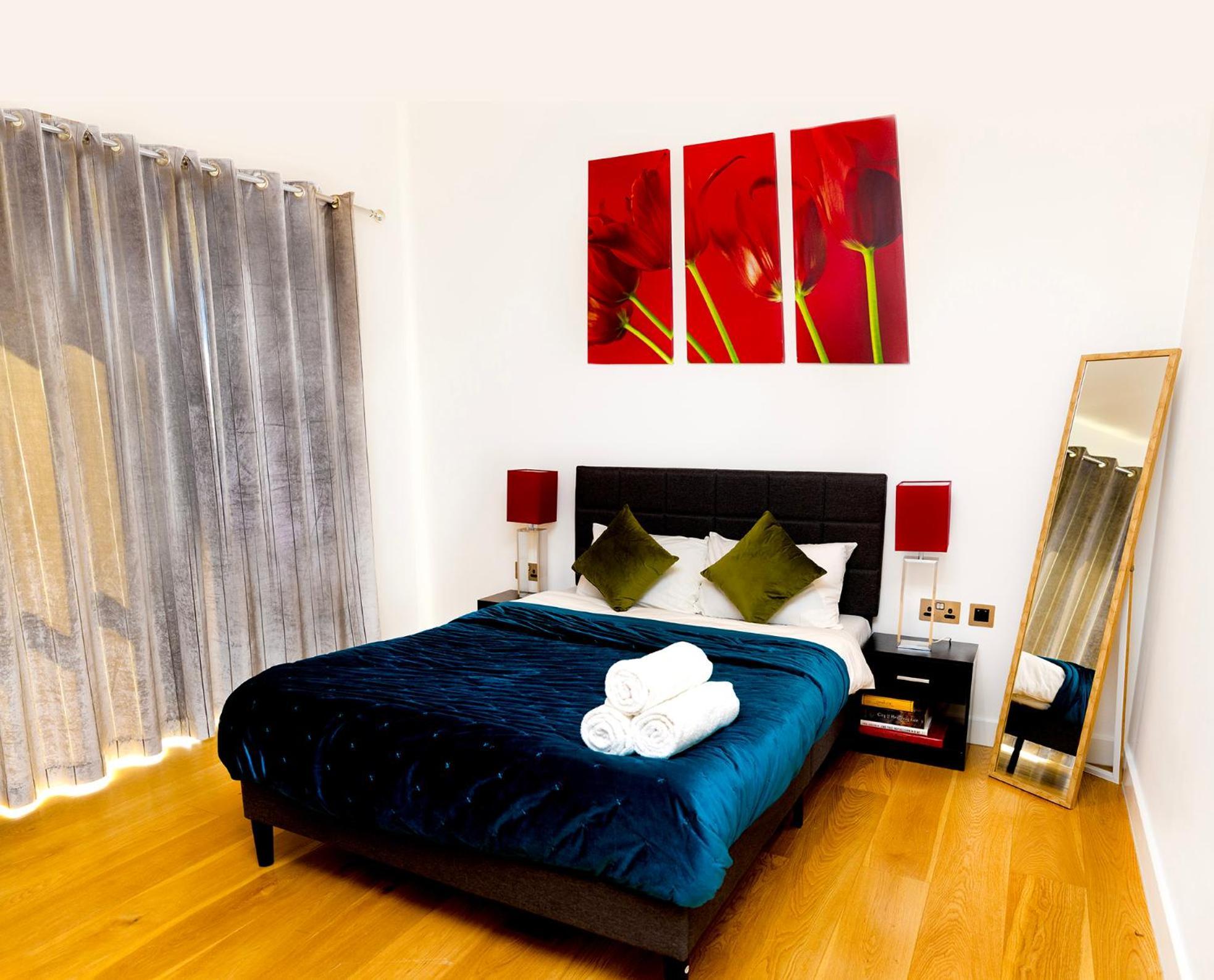Peninsula Life- Stylish Greenwich 1bed Flat *