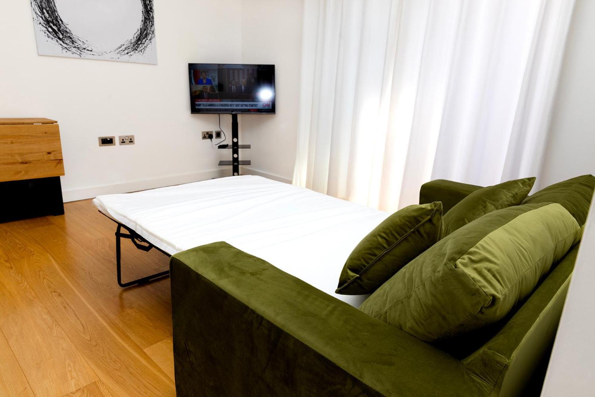 Peninsula Life- Stylish Greenwich 1bed Flat Apartment London