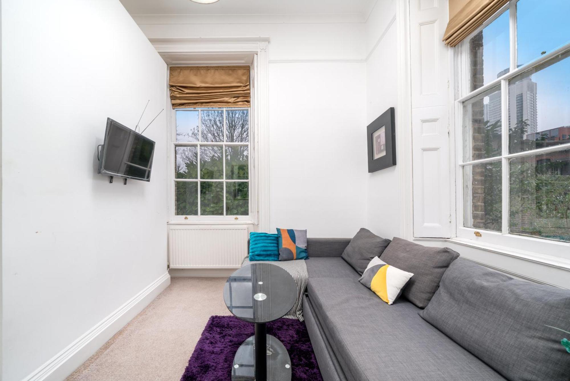 Comfort And Space In Canary Wharf With Easy Access To Excel, O2 Arena And Airport * London