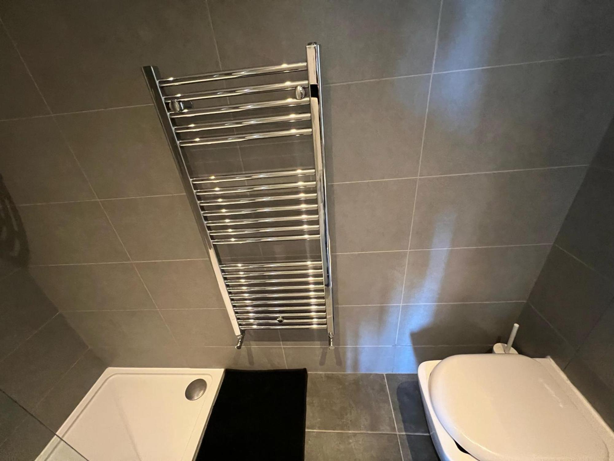Sleek 3-bedroom Flat With Lift & Wi-fi In Southwark, Borough Near The Shard Apartment London