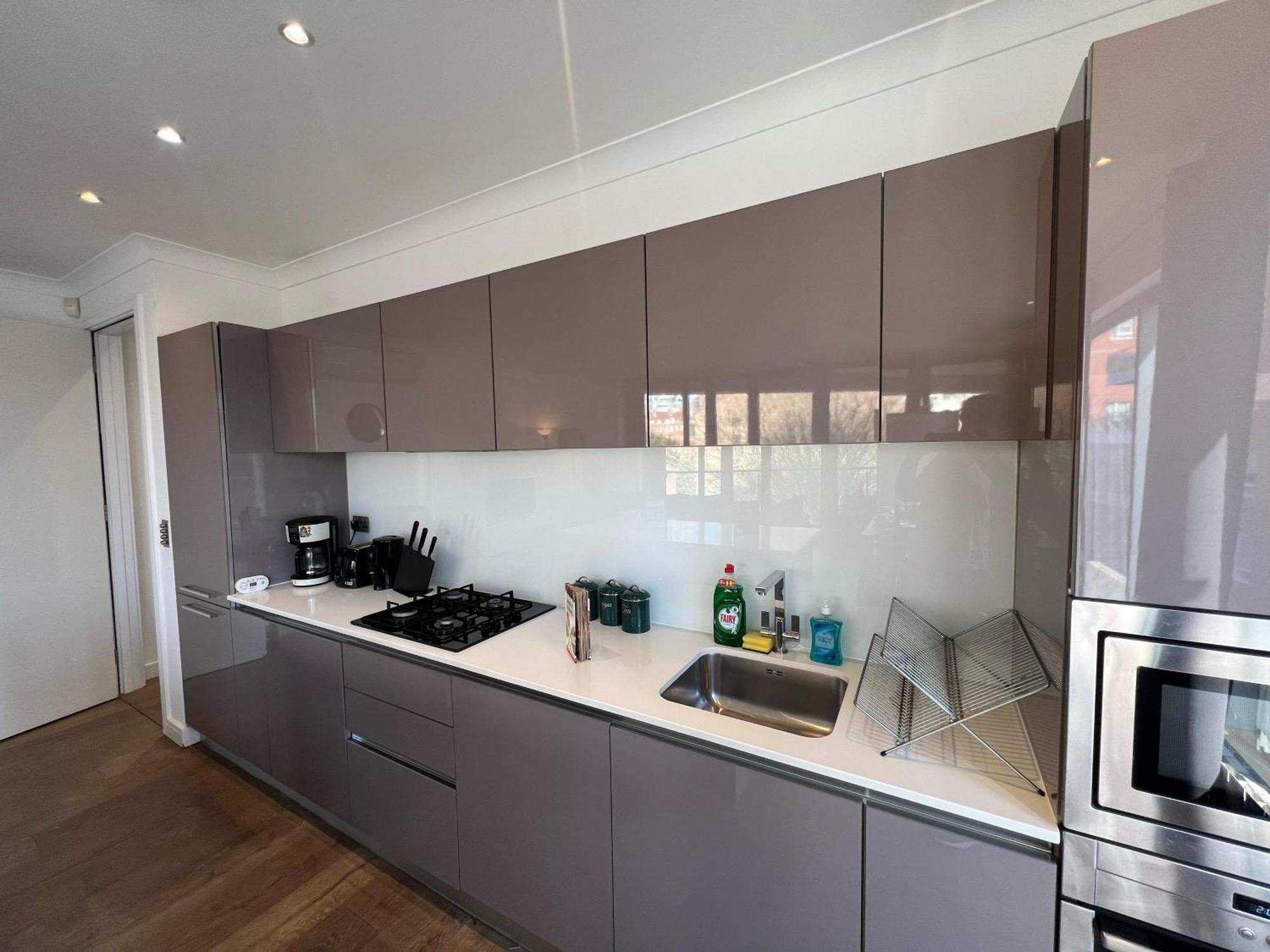 Sleek 3-bedroom Flat With Lift & Wi-fi In Southwark, Borough Near The Shard Apartment *