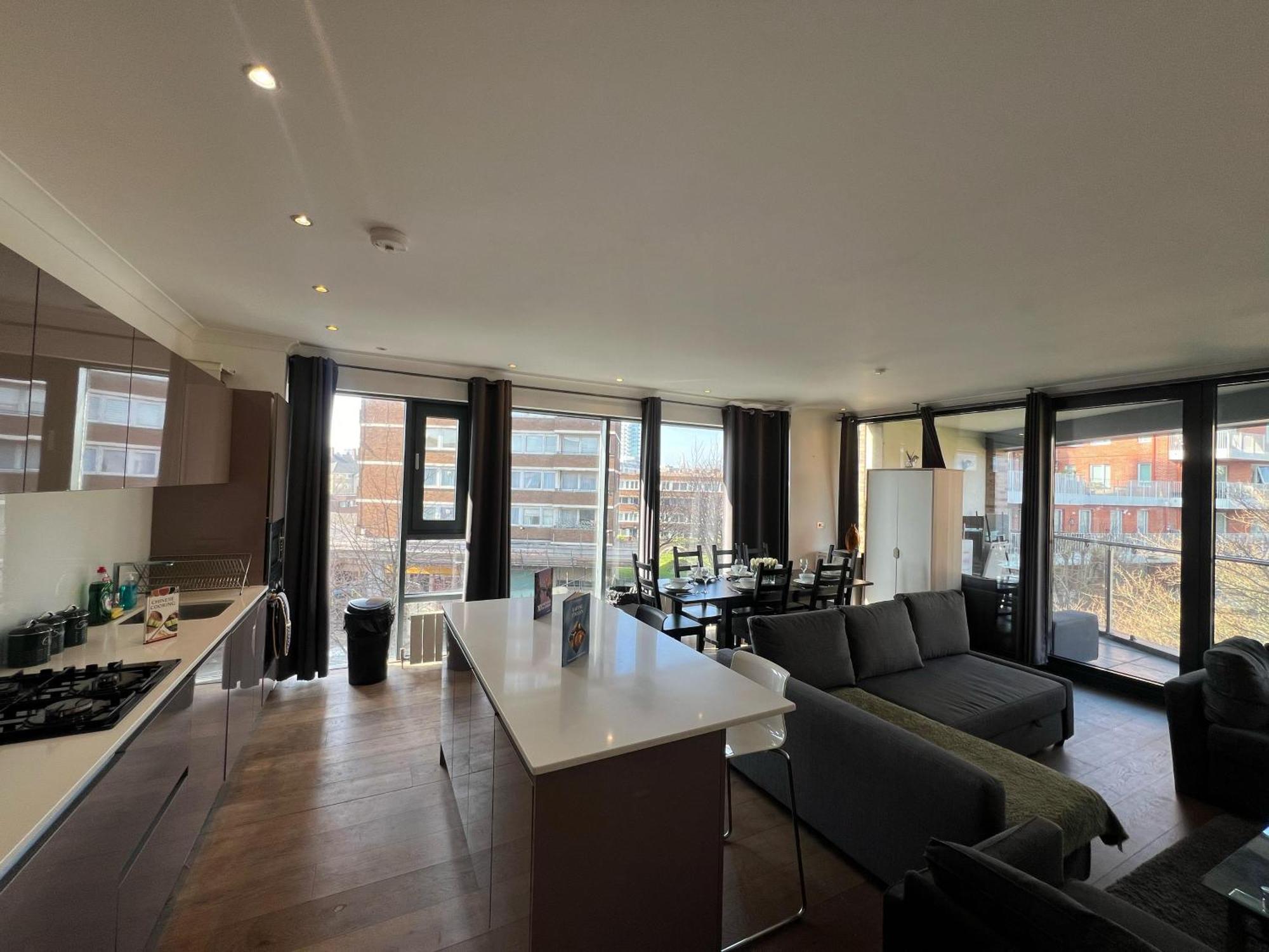 Apartment Sleek 3-bedroom Flat With Lift & Wi-fi In Southwark, Borough Near The Shard London
