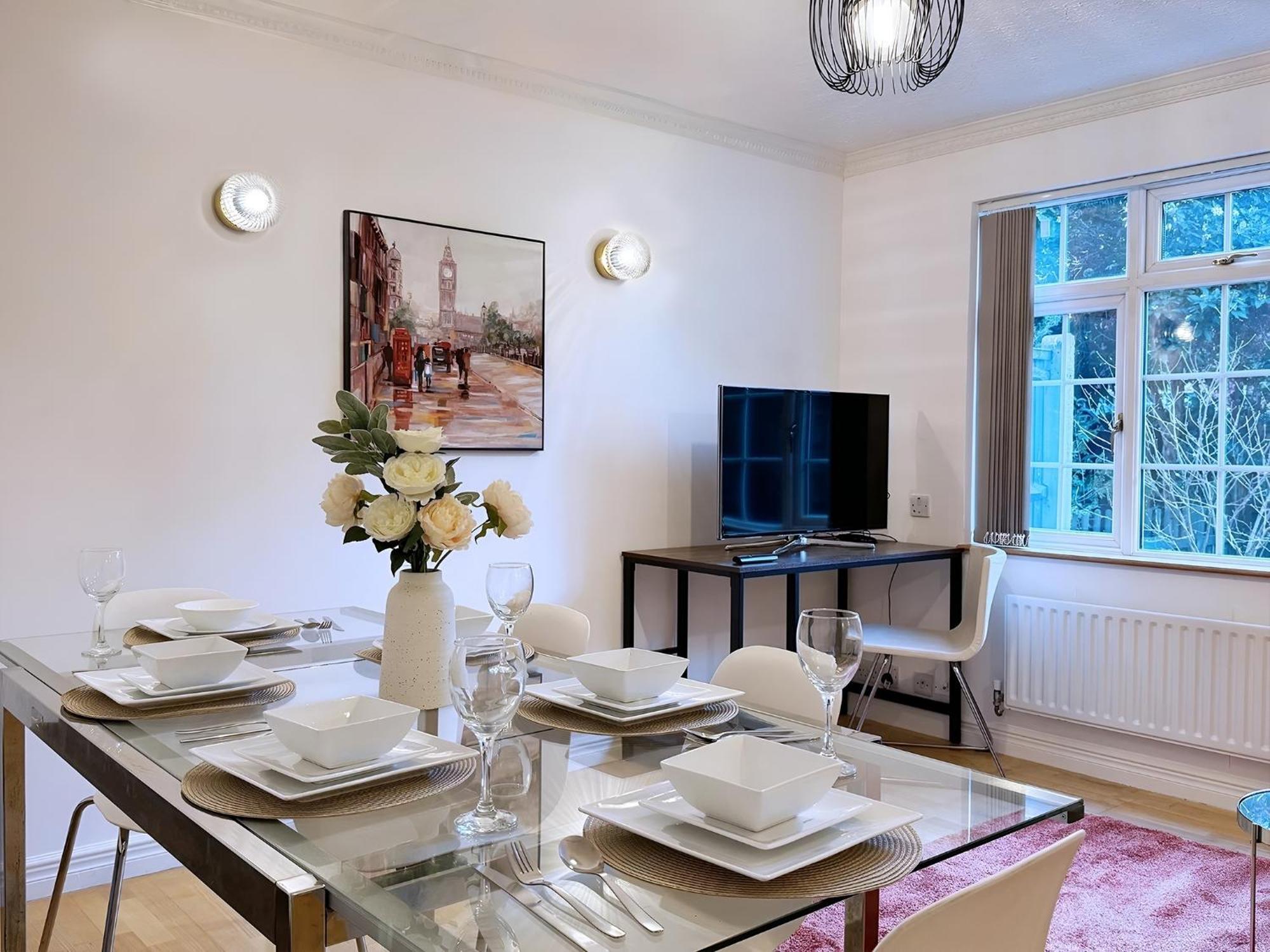 Holiday home Three Bedroom House Near London Bridge
