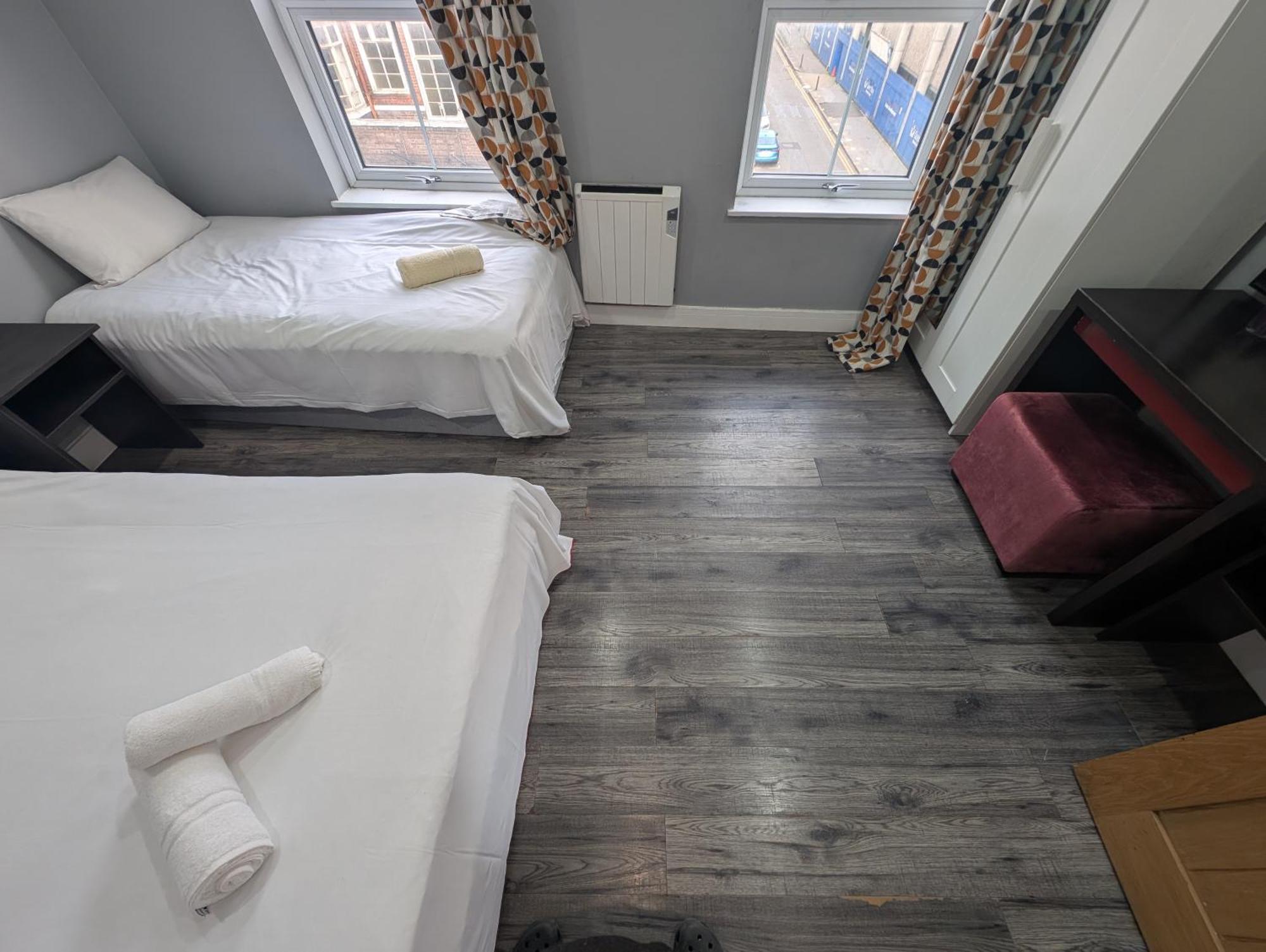 Whitechapel 3 * London