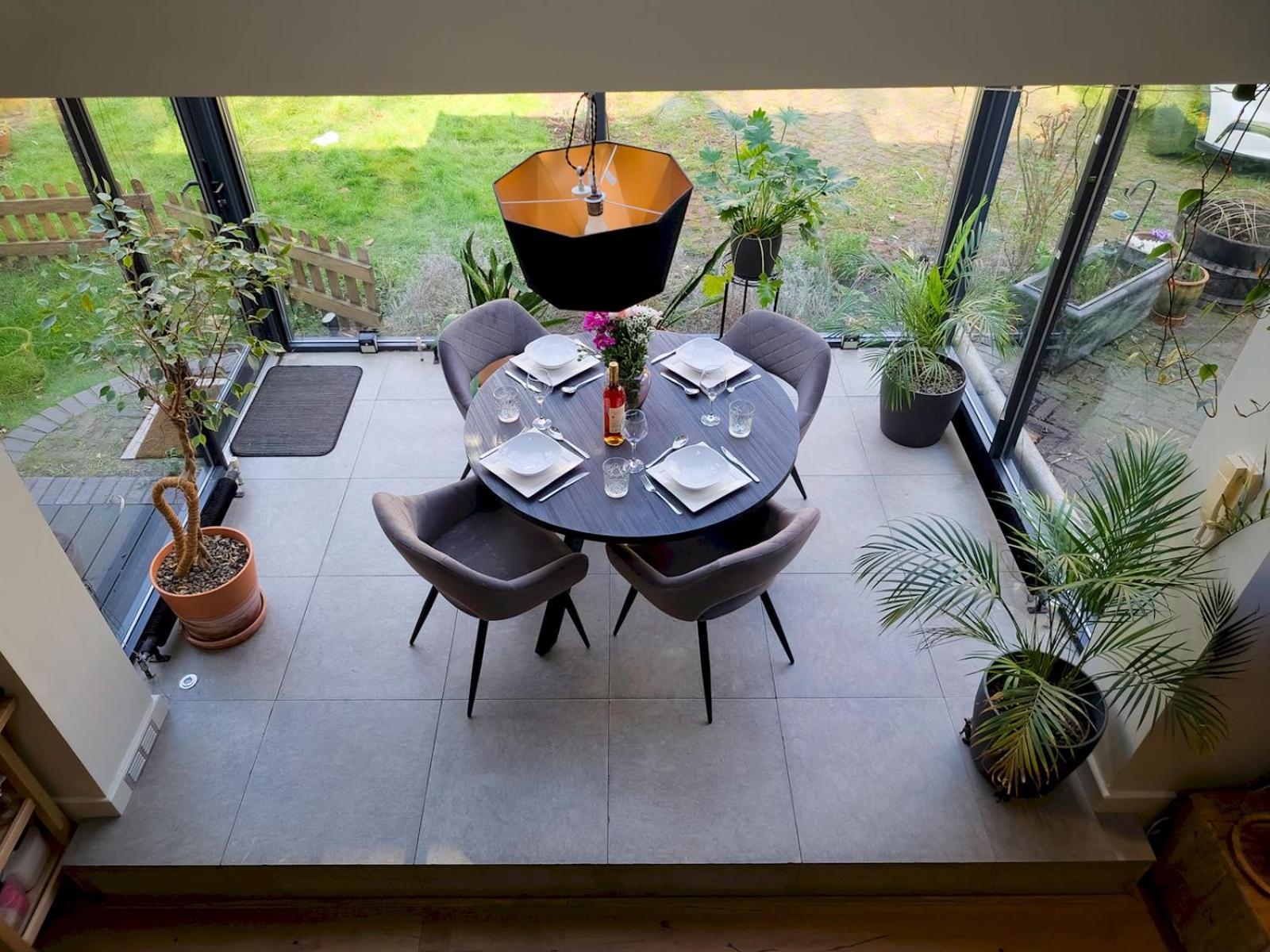 Holiday home Spacious With Conservatory Dining Ptk London