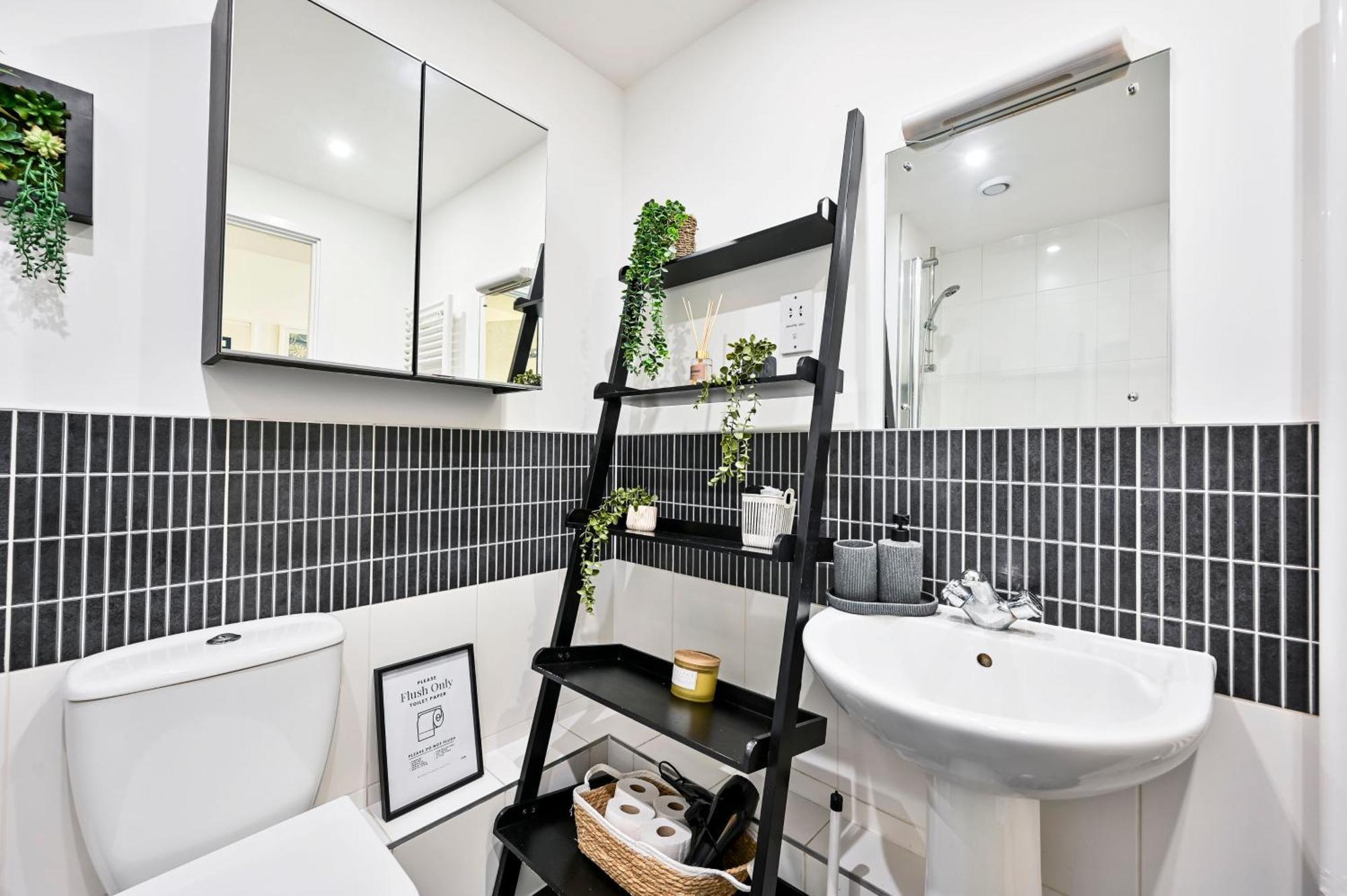 Stylish 2bed Flat Hackney London