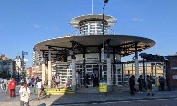 Hotel En-suite Near Woolwich Elizabeth Metro Line Londen