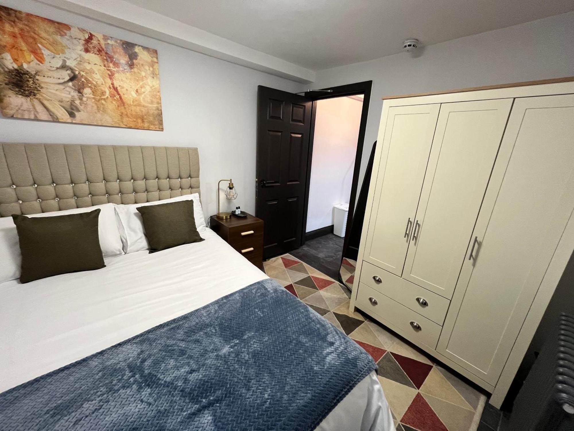 Amazing 3 Bed Apart, Sleeps 6-7 Near 02, Excel, Canary Wharf London