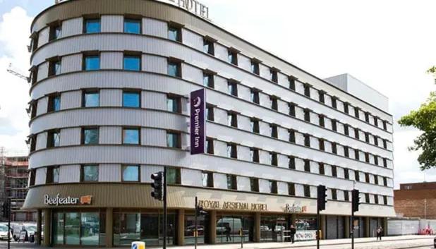 En-suite Near Woolwich Elizabeth Metro Line Hotel Londen
