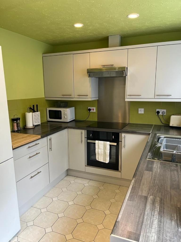 Holiday home Amazing 3 Bed House In New Cross