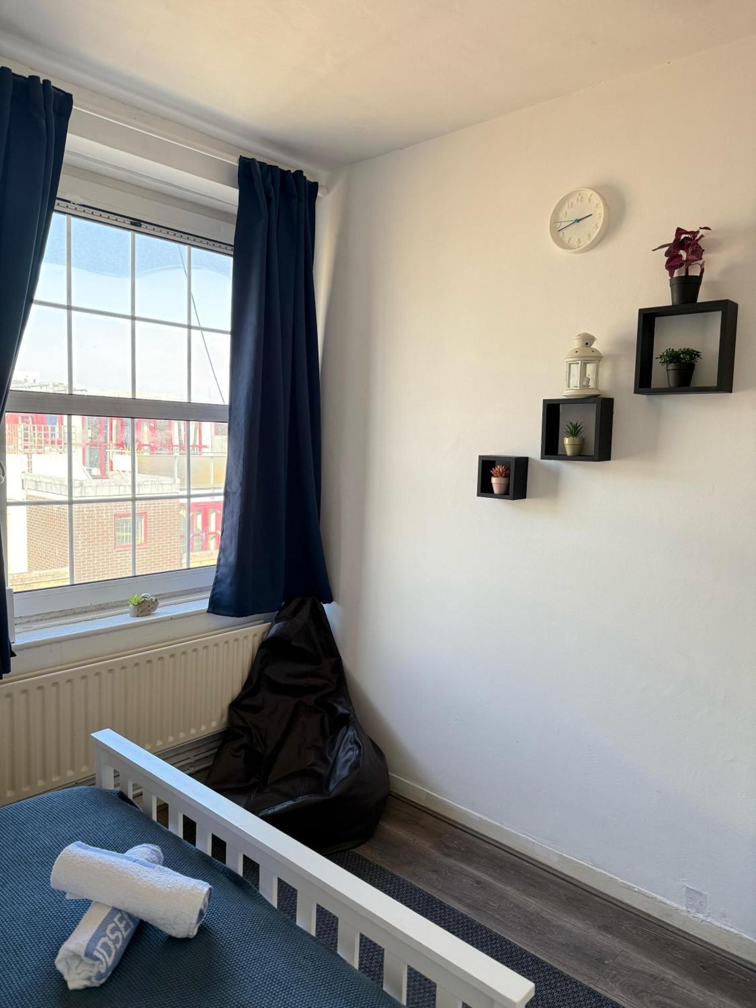 Apartment Modern Flat Overlooking Shoreditch London