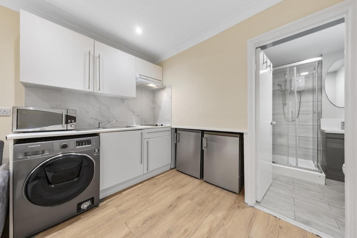 Cosy One Bedroom - Bridge Apartment London