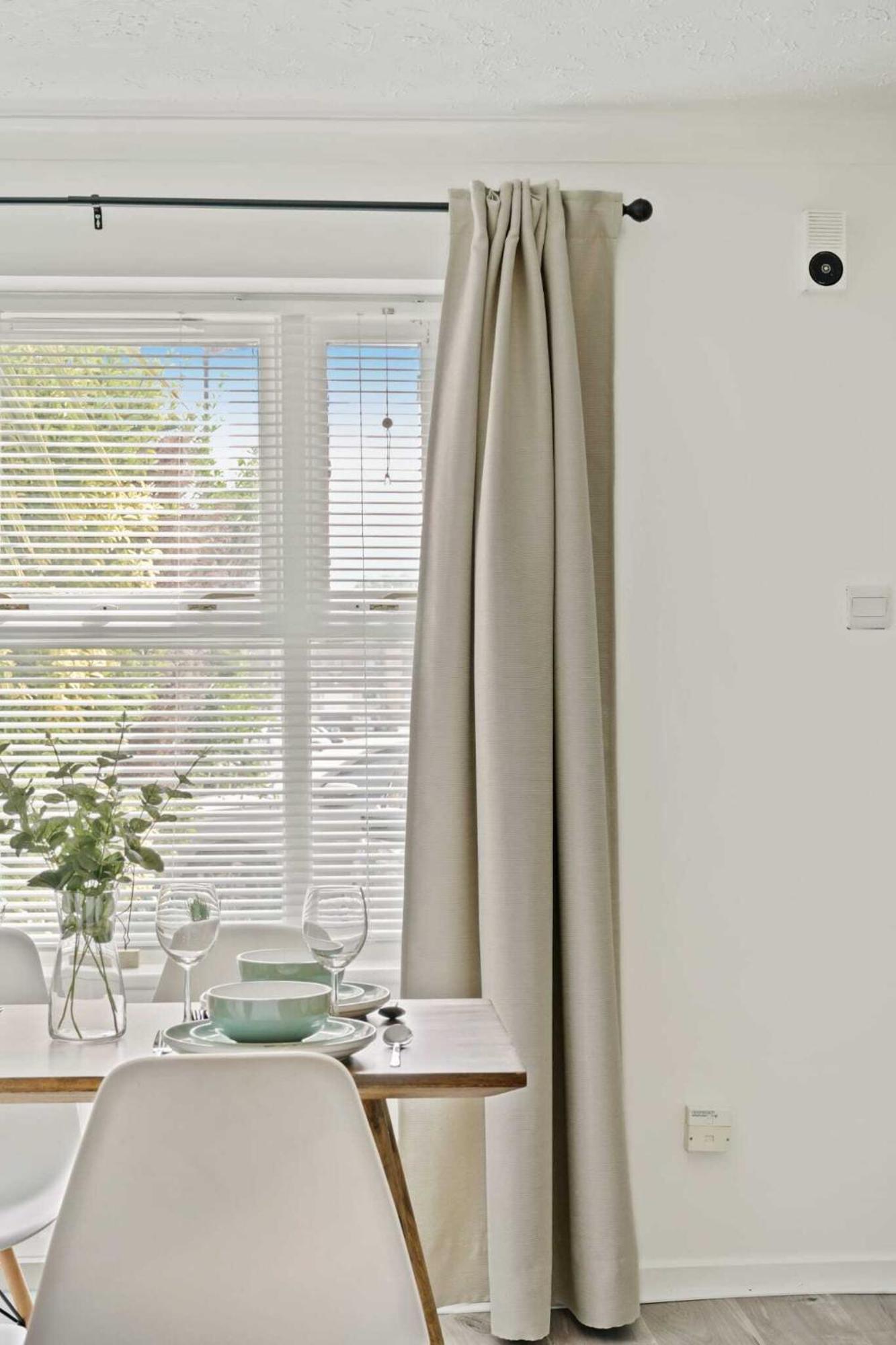 Holiday home Cozy 2 Bed House Near Excel, The O2, Canary Wharf