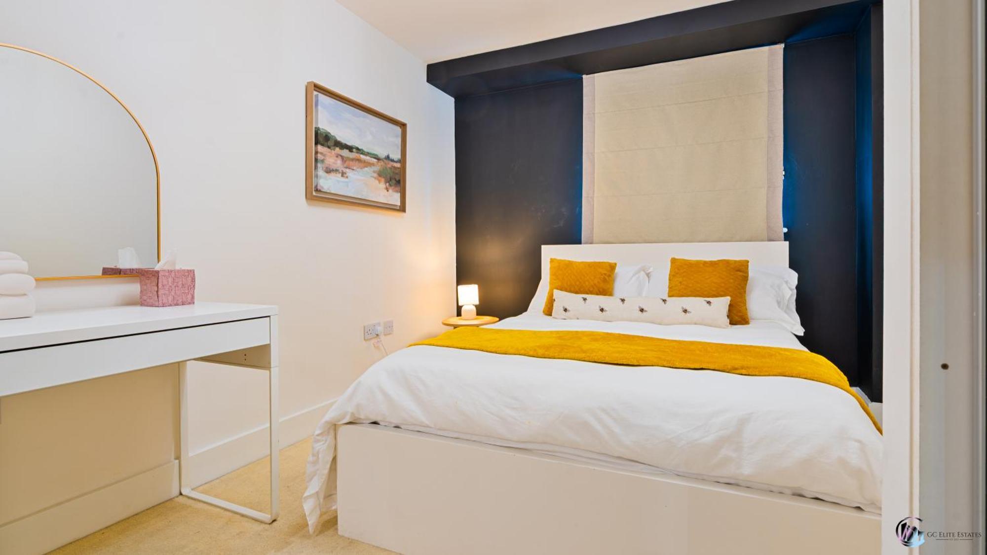 Canary Wharf Balcony & Waterfront 2-bed, 2-bath
