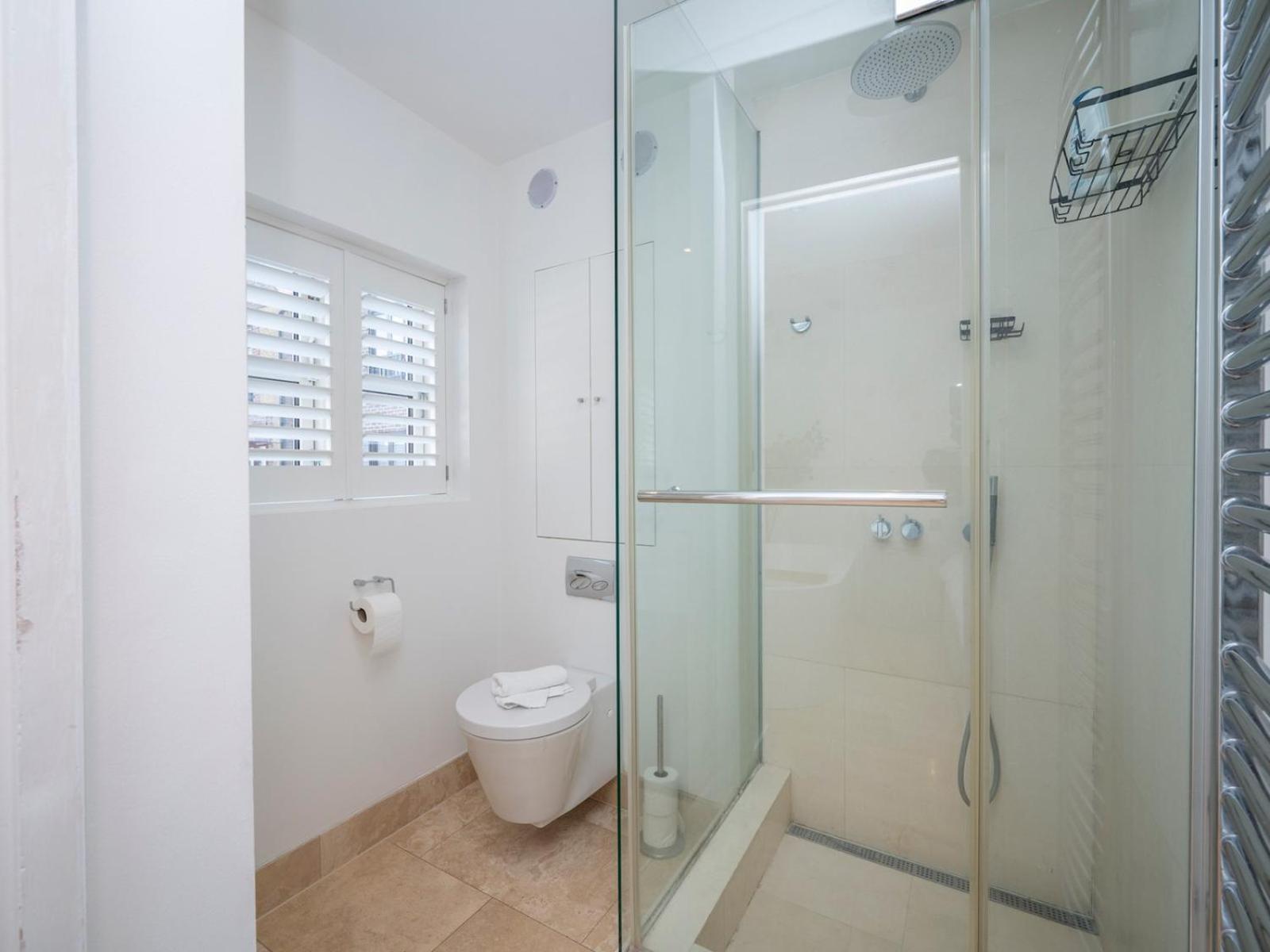 Pass The Keys Waterside House Wcentral Links And Parking Holiday home *
