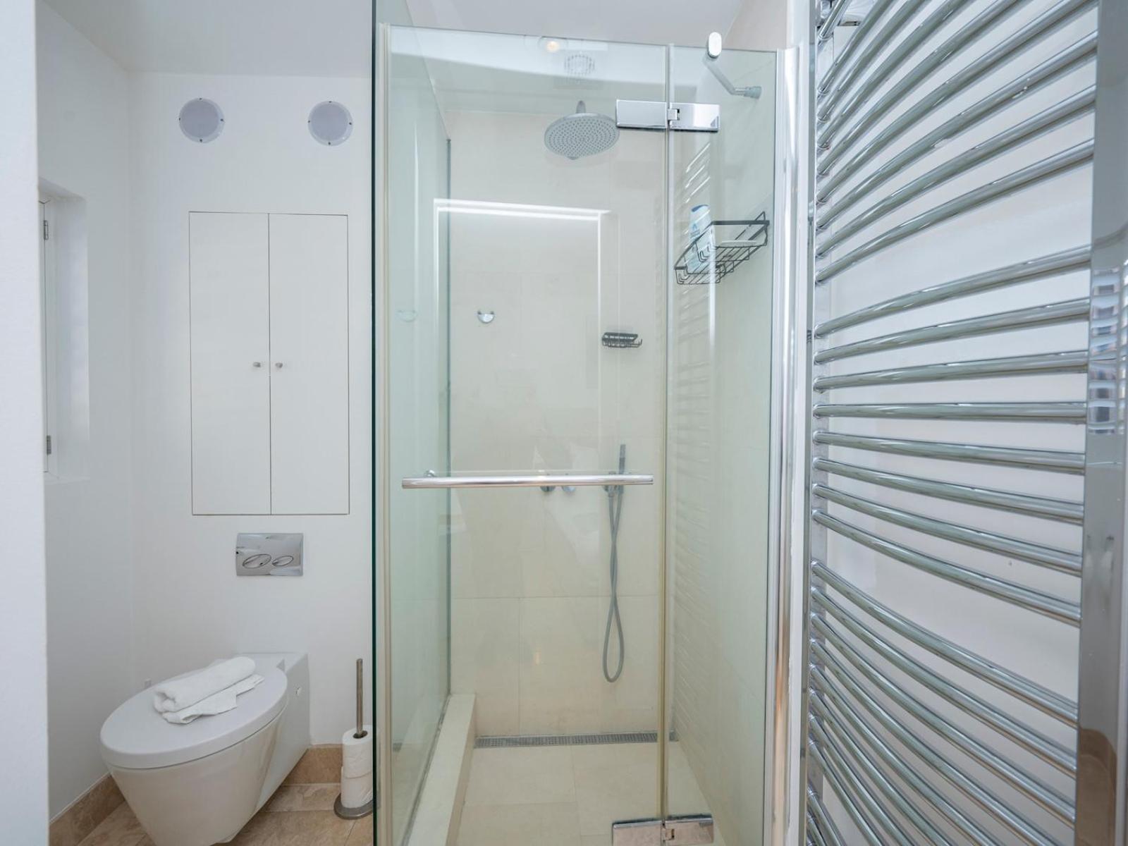 Holiday home Pass The Keys Waterside House Wcentral Links And Parking *