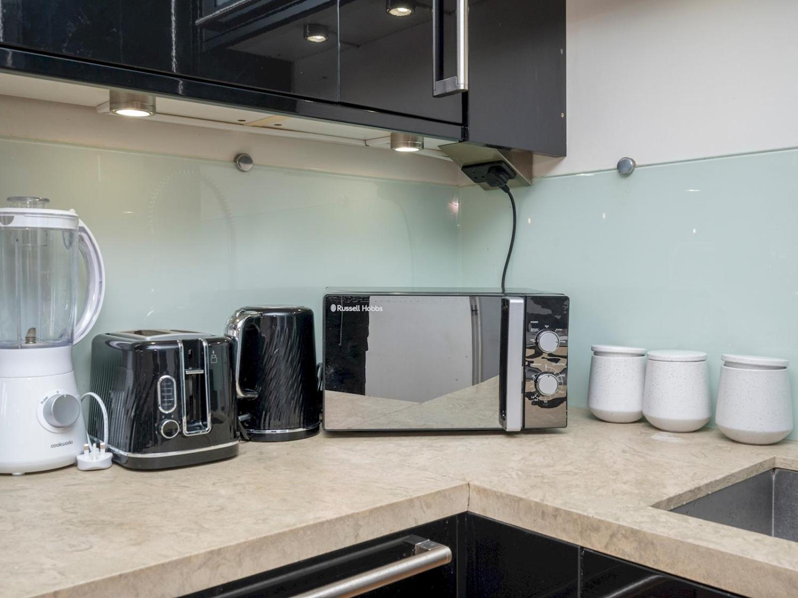 Holiday home Pass The Keys Waterside House Wcentral Links And Parking *