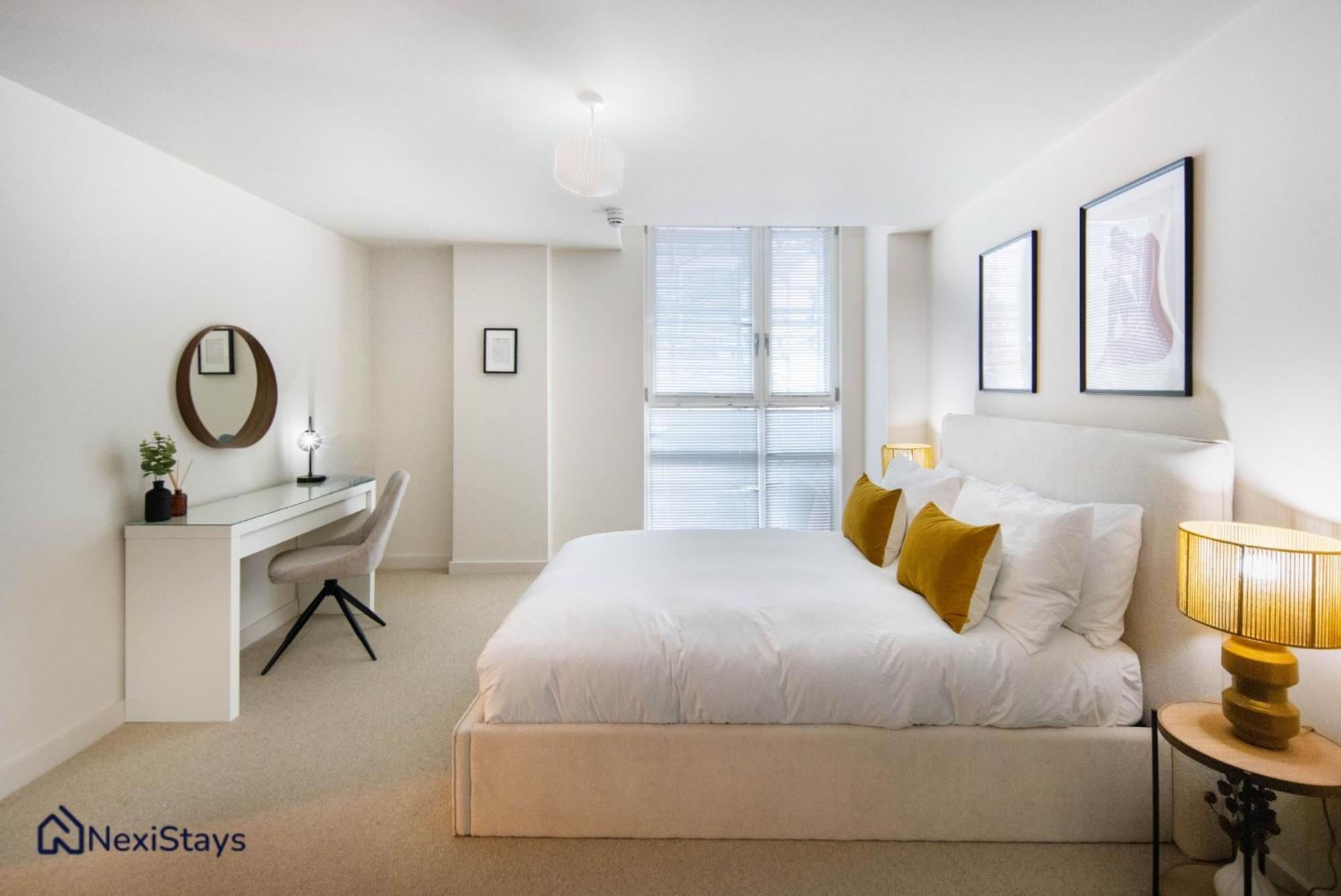 5 Mins Walk To Moorgate, Tranquil Retreat * Londen