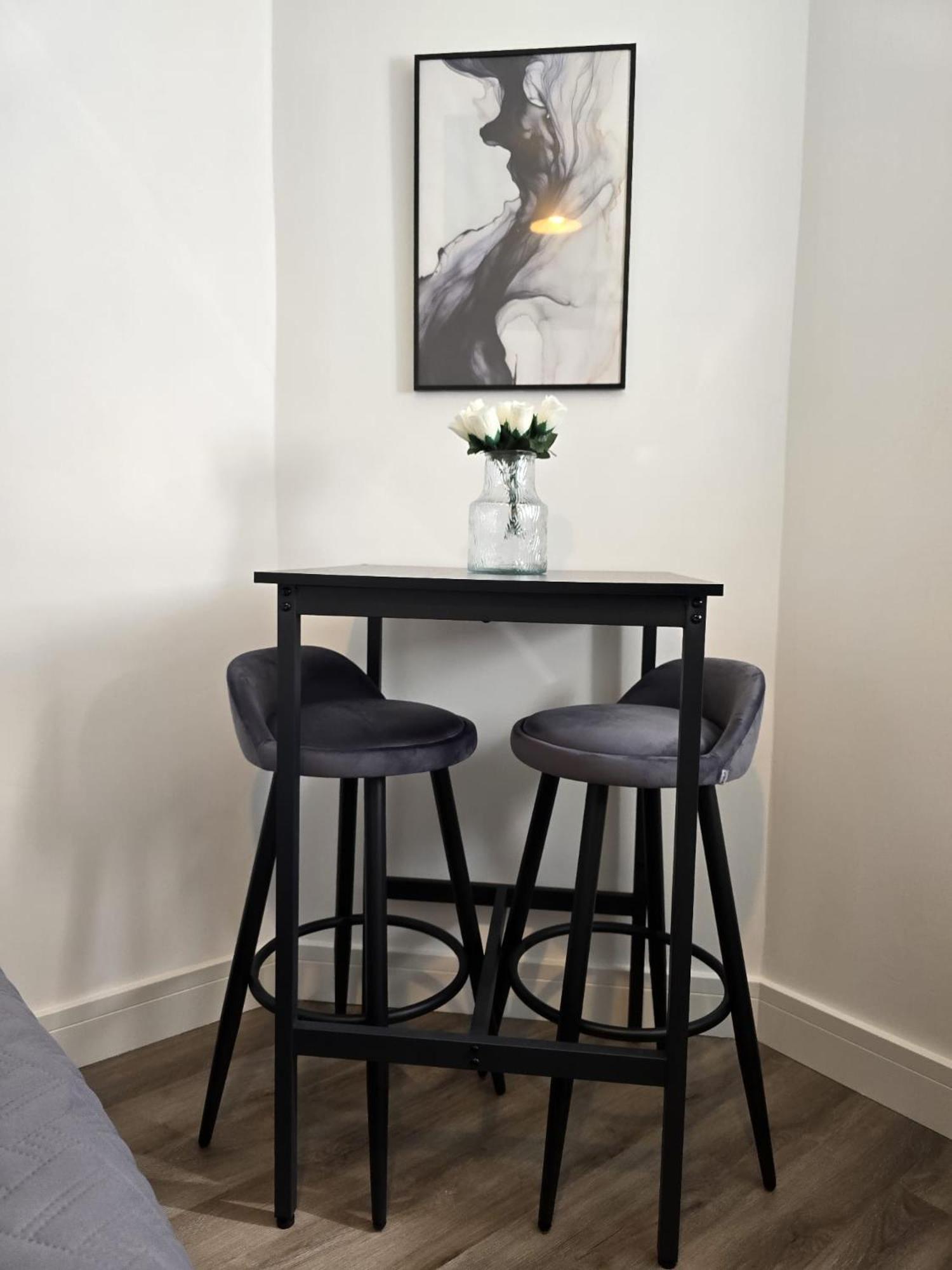 Bed & Breakfast Elegant Flat 4 In London