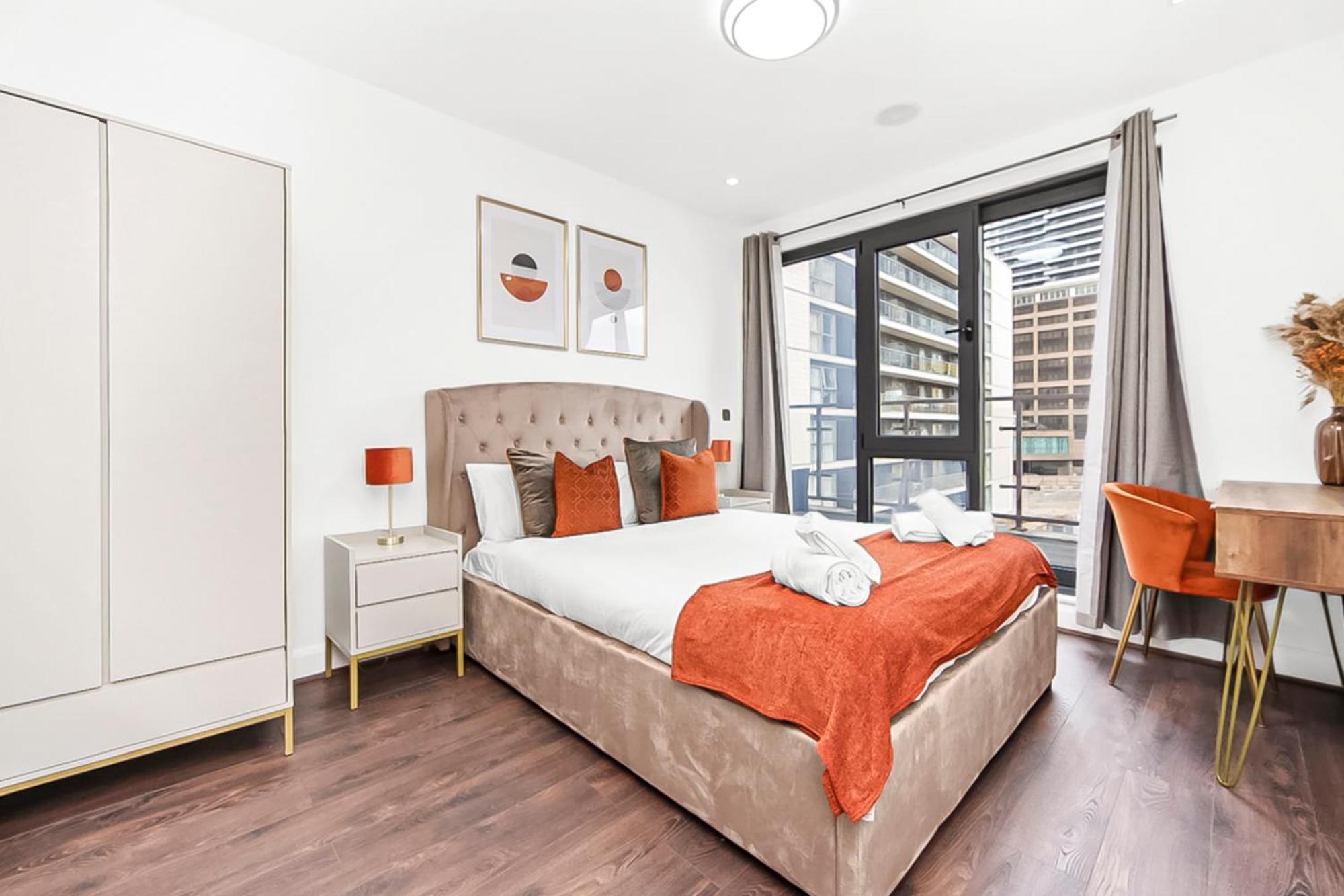 Apartment Large 2 Bed With Massive Balcony In Canary Wharf London
