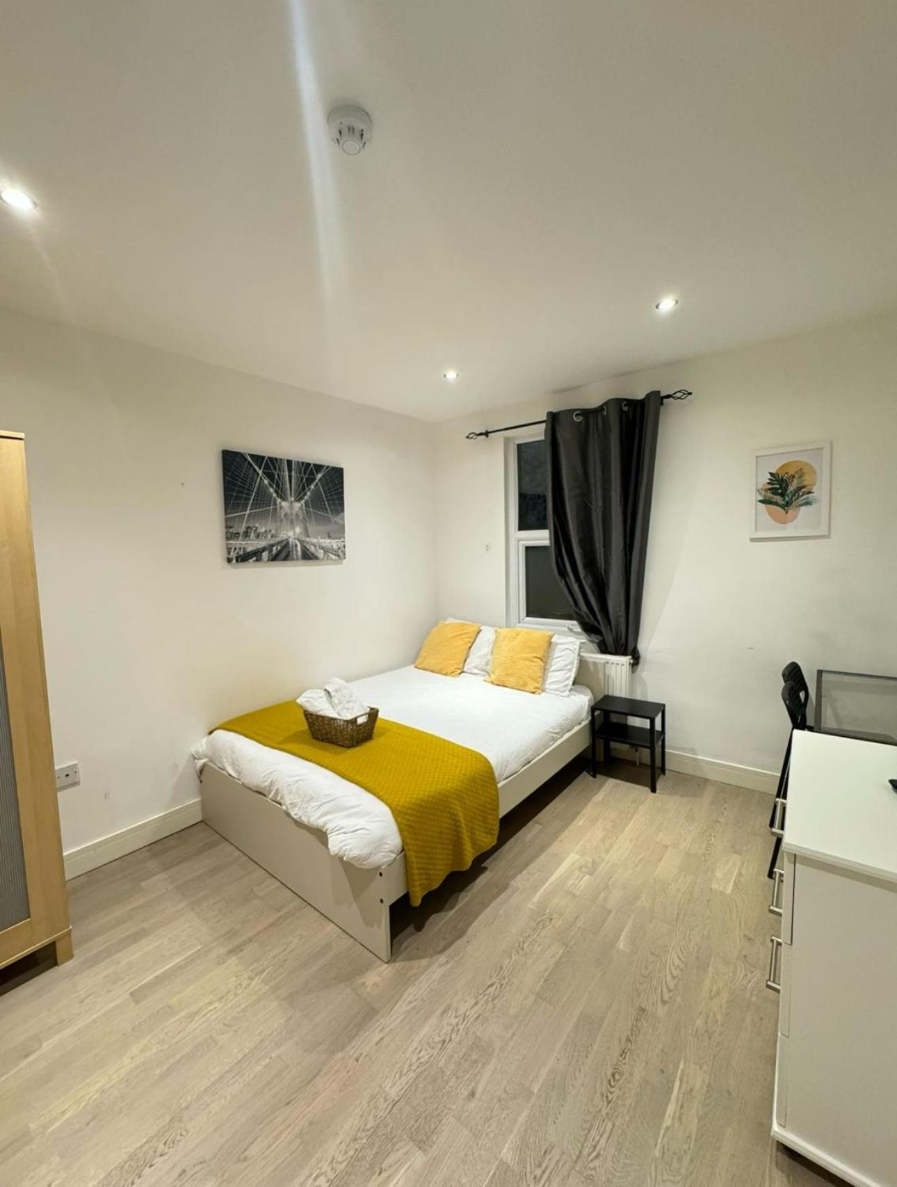 Bed & Breakfast Elitestay Private En-suite Stratford Centre *