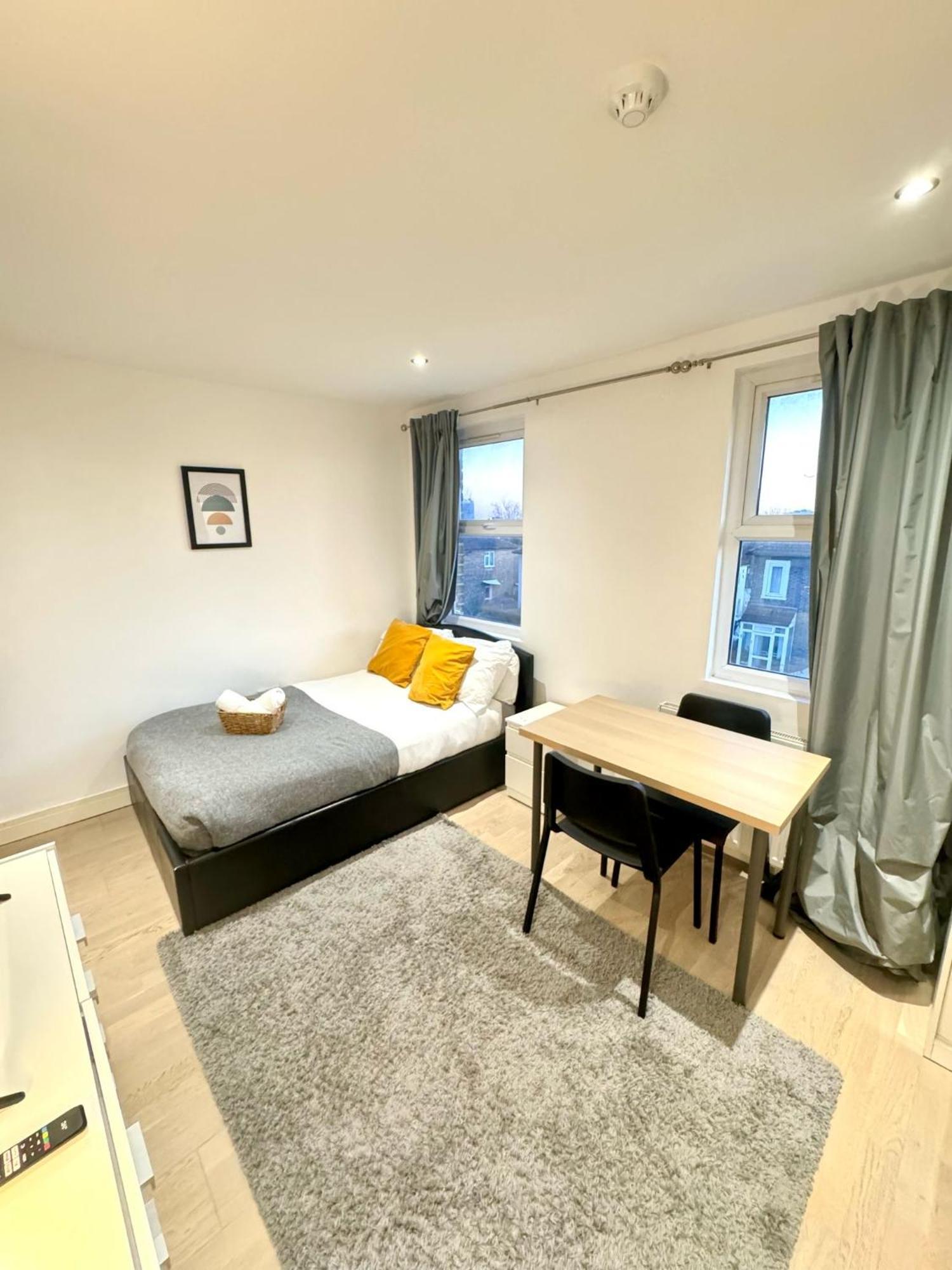 Elitestay Private En-suite Stratford Centre London