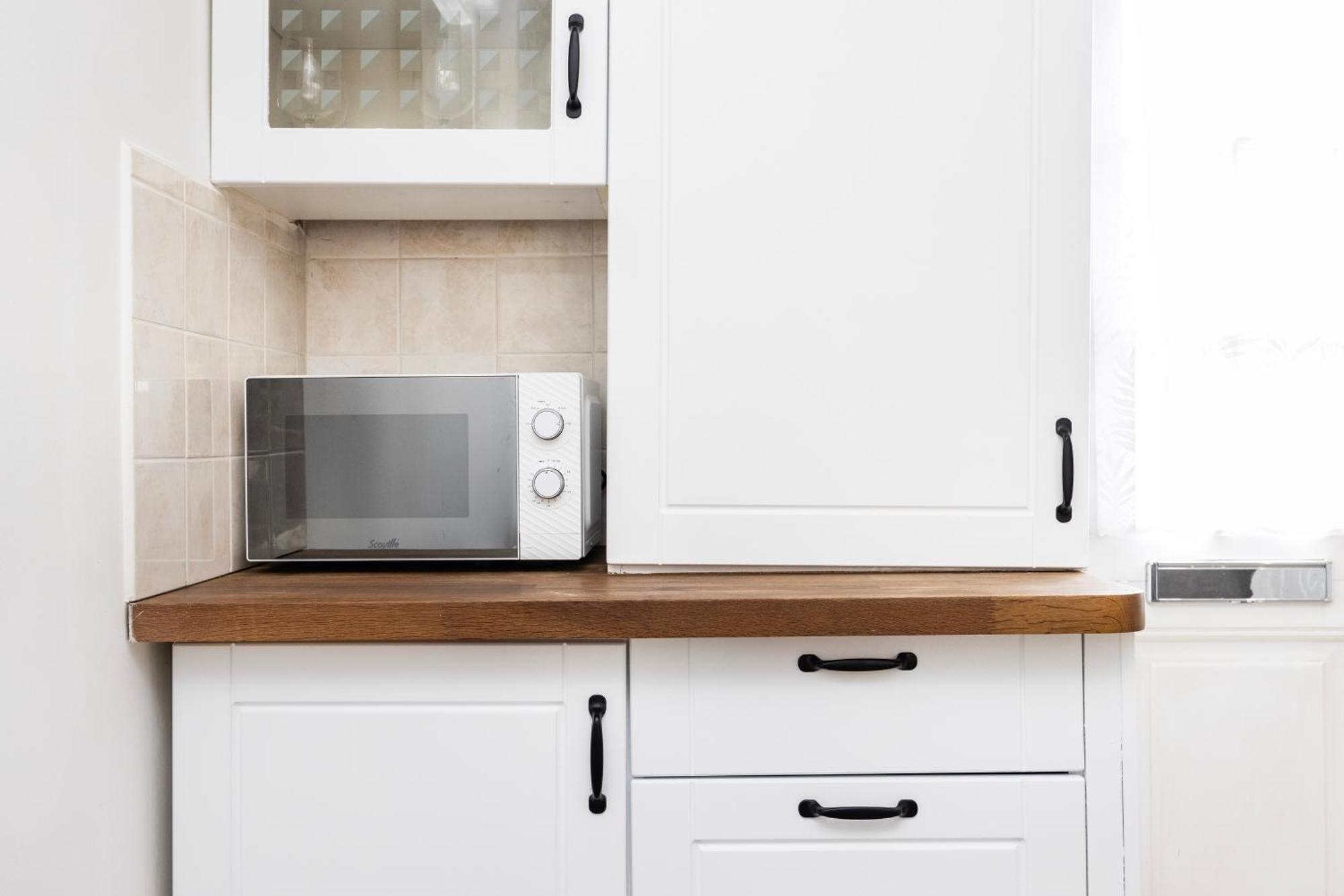 Stylish 2 Bedroom London Home With Garden Free Parking Smart Tvs Close To Thames Riverside And Canary Wharf