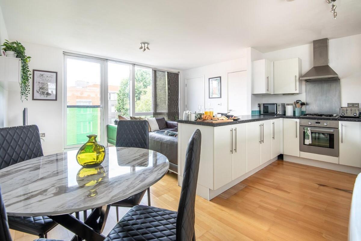 Apartment 2br Brick Lane Hideaway! London