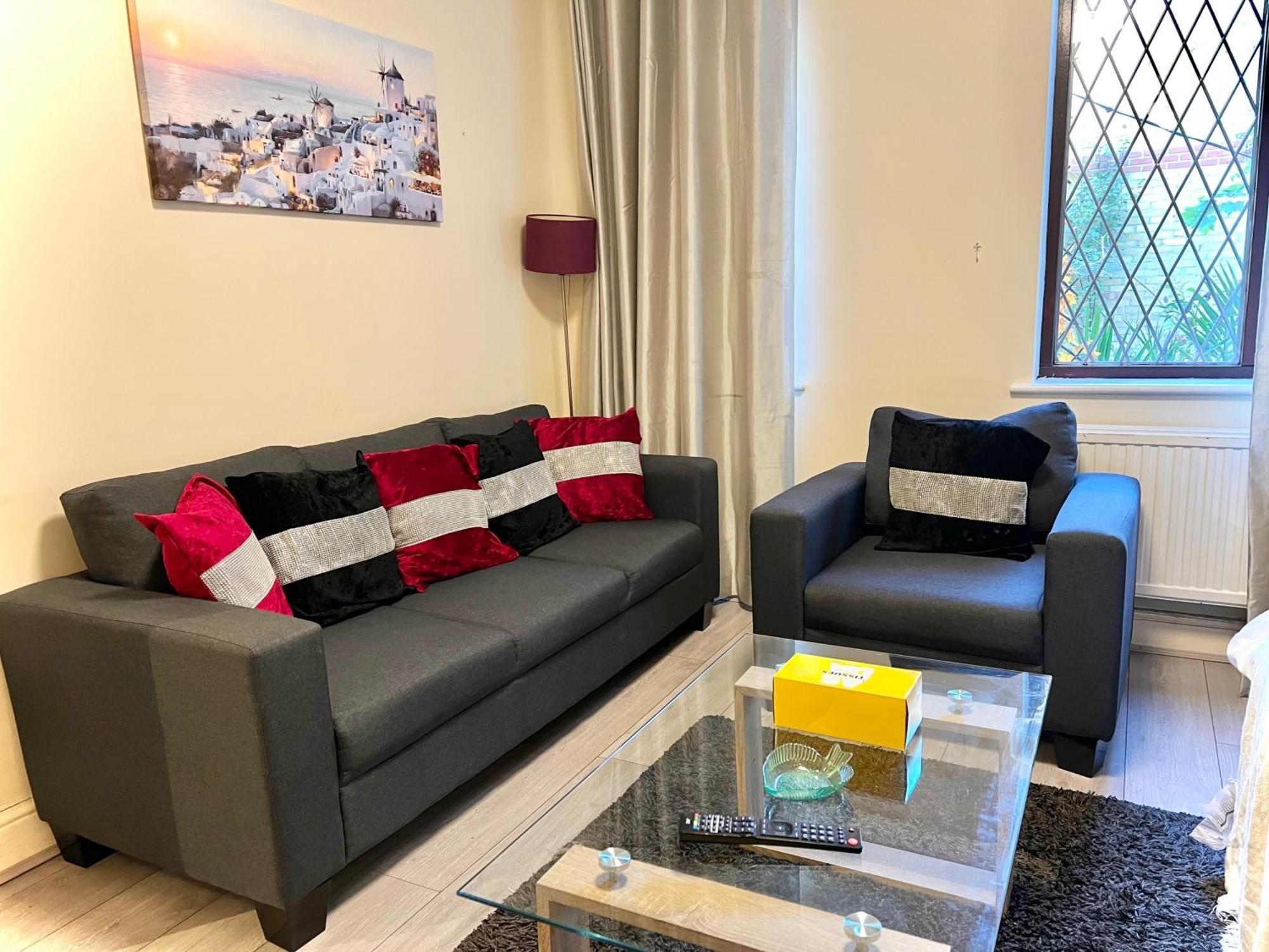 Cosy Retreat Near Tower Bridge Holiday home *