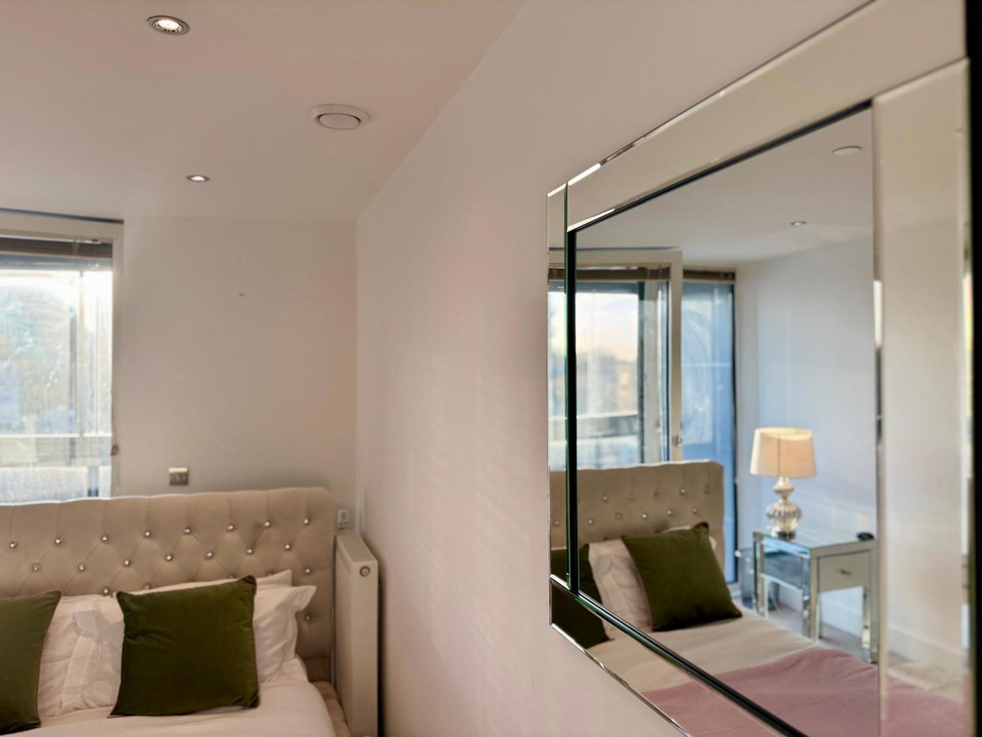 Luxury Penthouse Greenwich Apartment