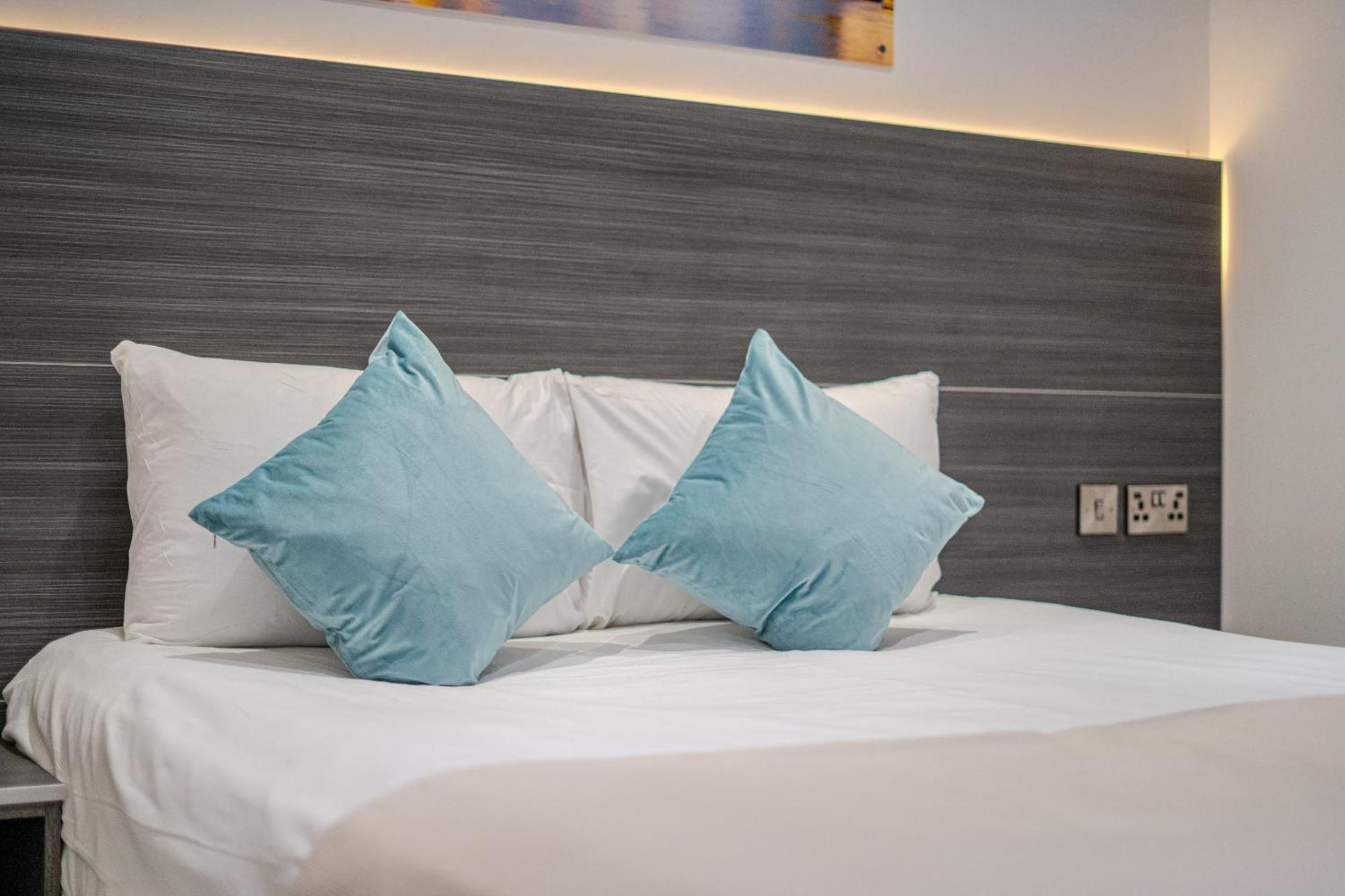 Luxury Hotel 4*