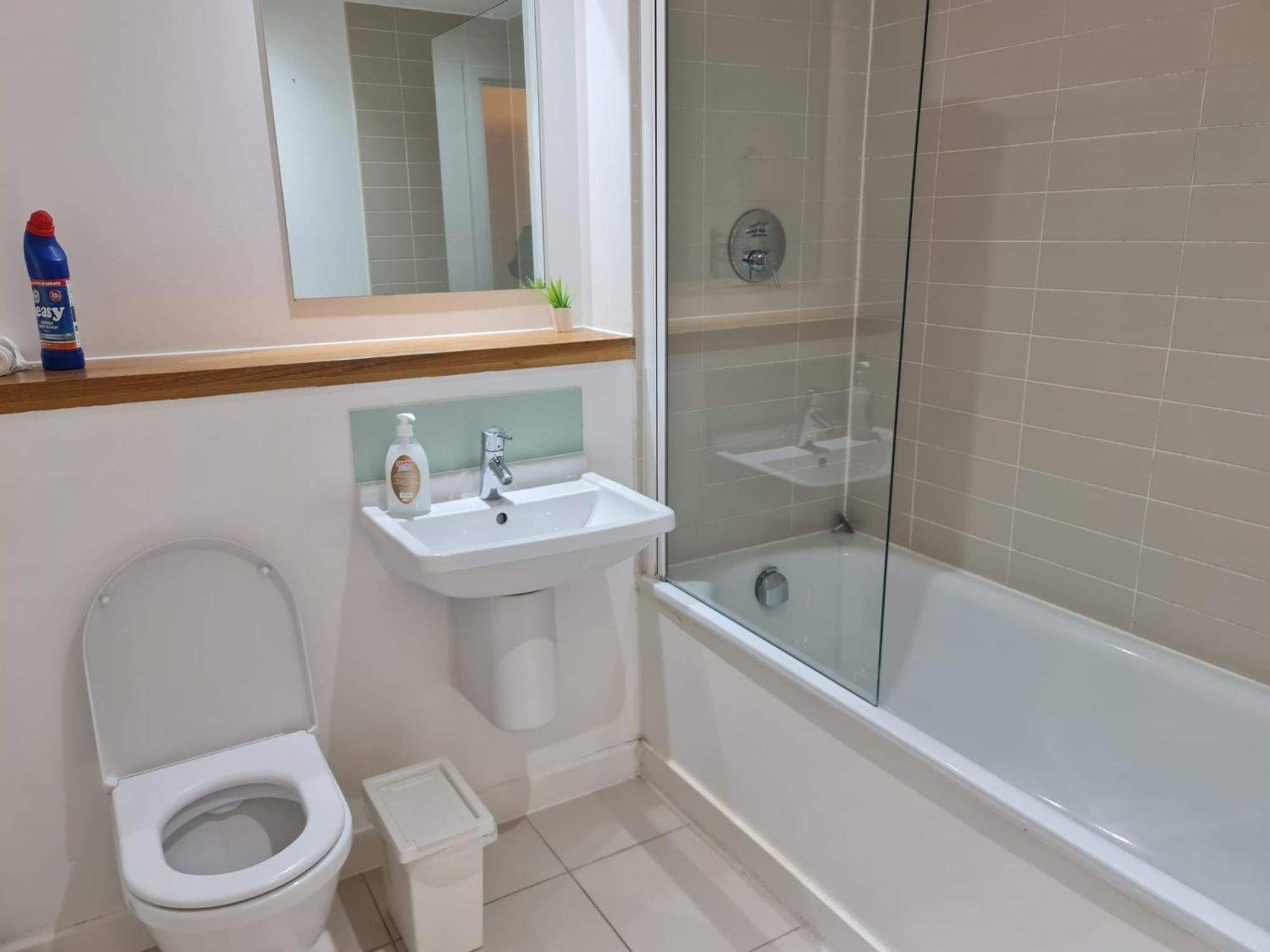 Stratford Luxury Apartment