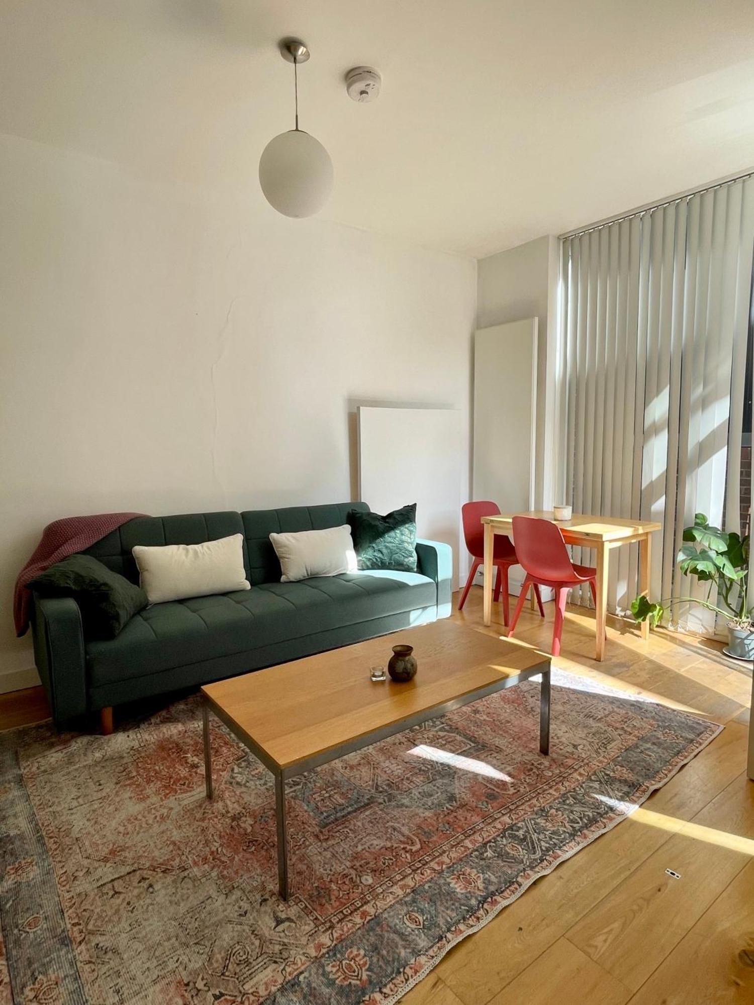 Spitalfields Market Garden Flat *