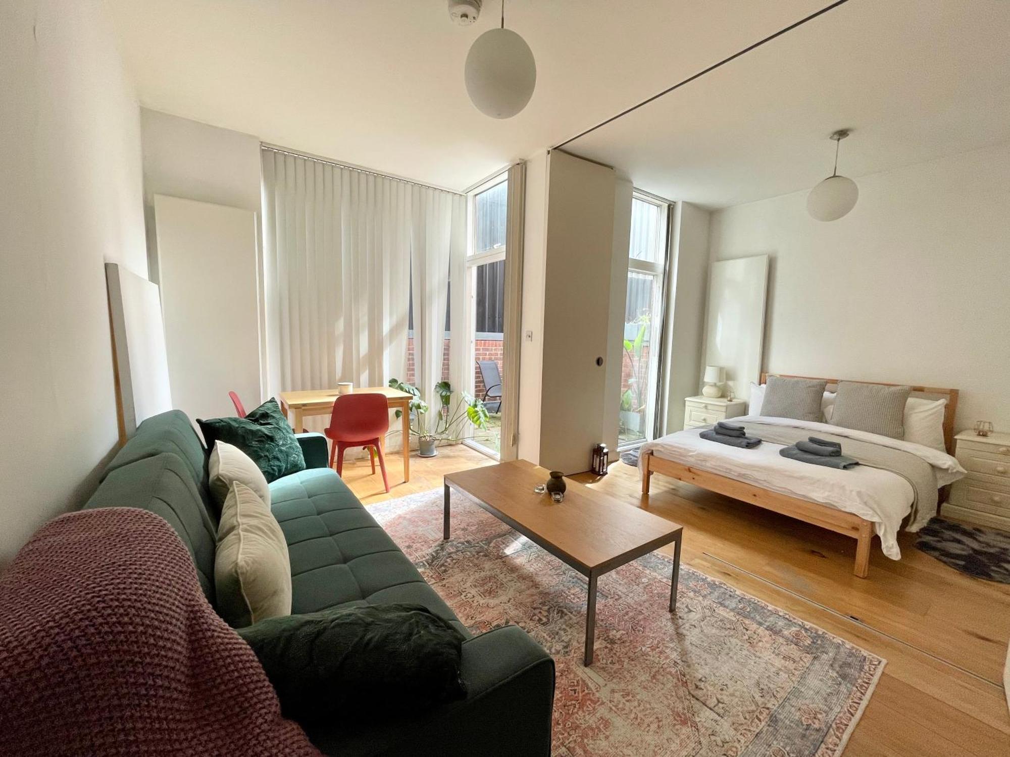 Spitalfields Market Garden Flat London