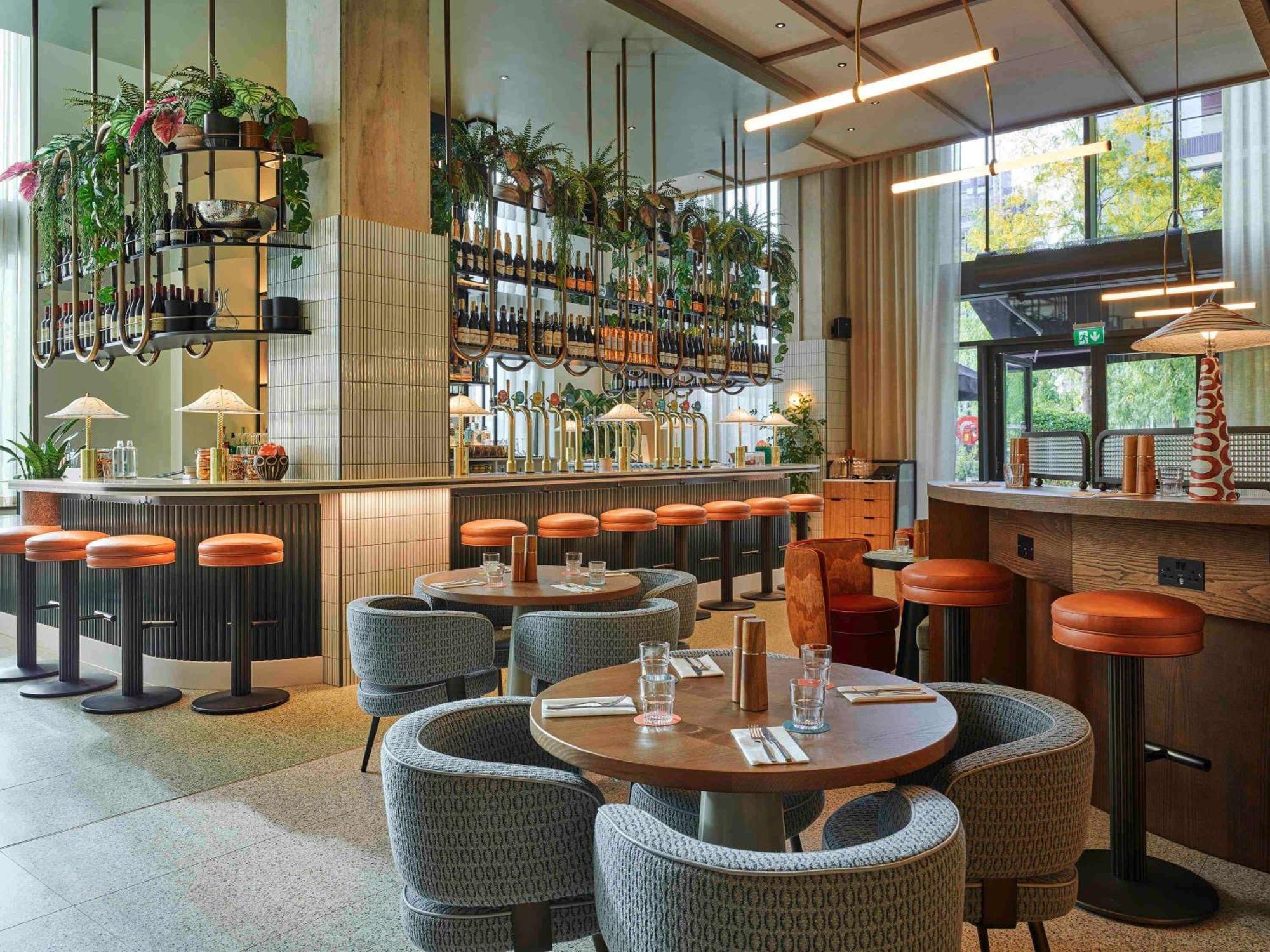 Hotel Tribe Canary Wharf London